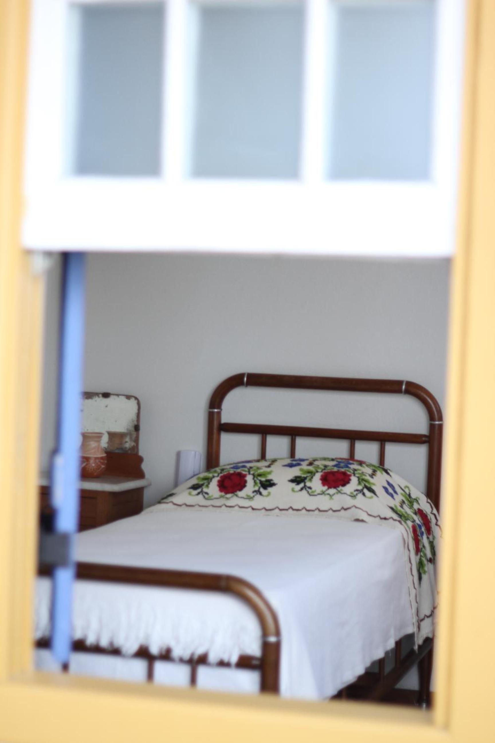 Standard Twin Room - Photo 7