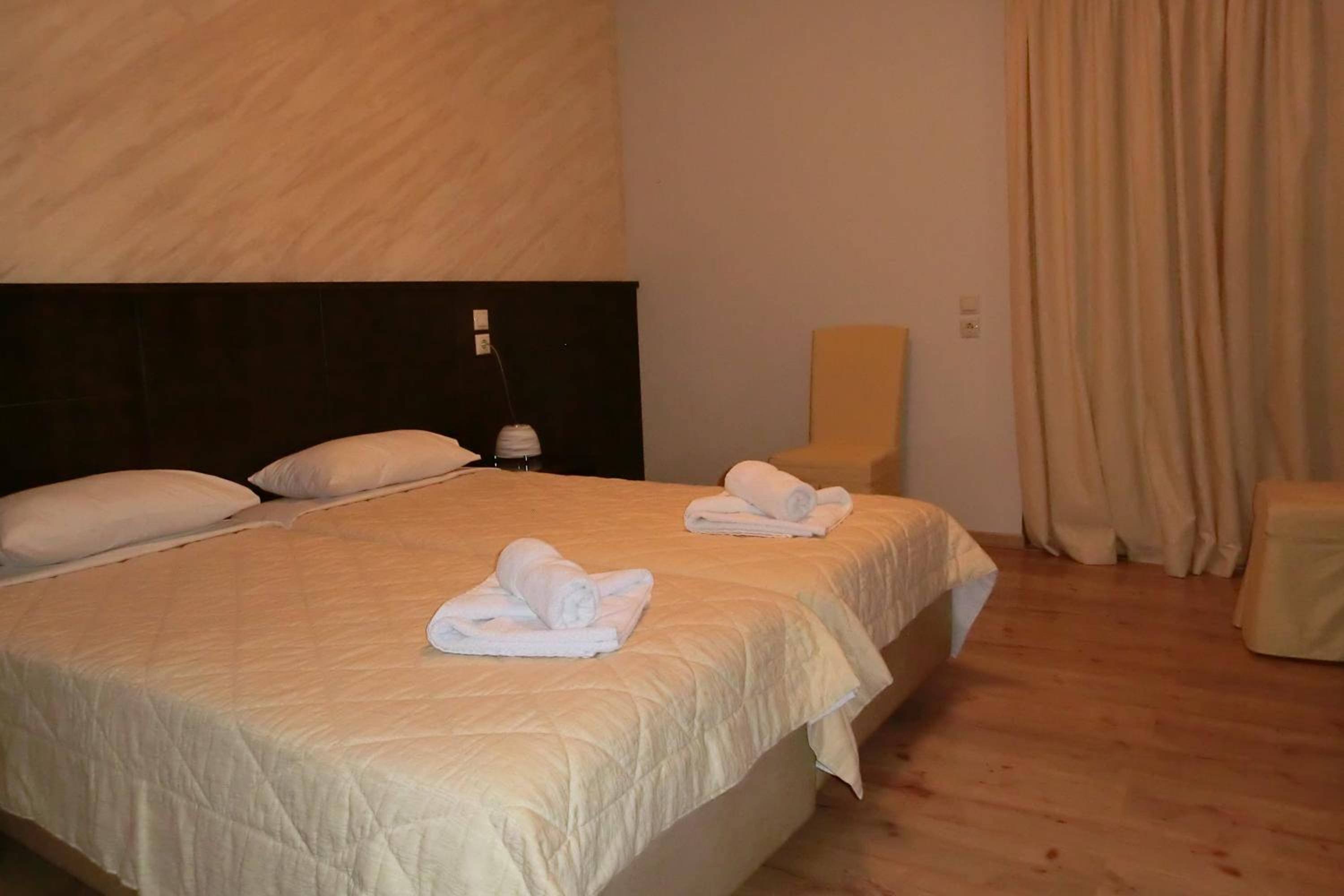 Double or Twin Room - Photo 1
