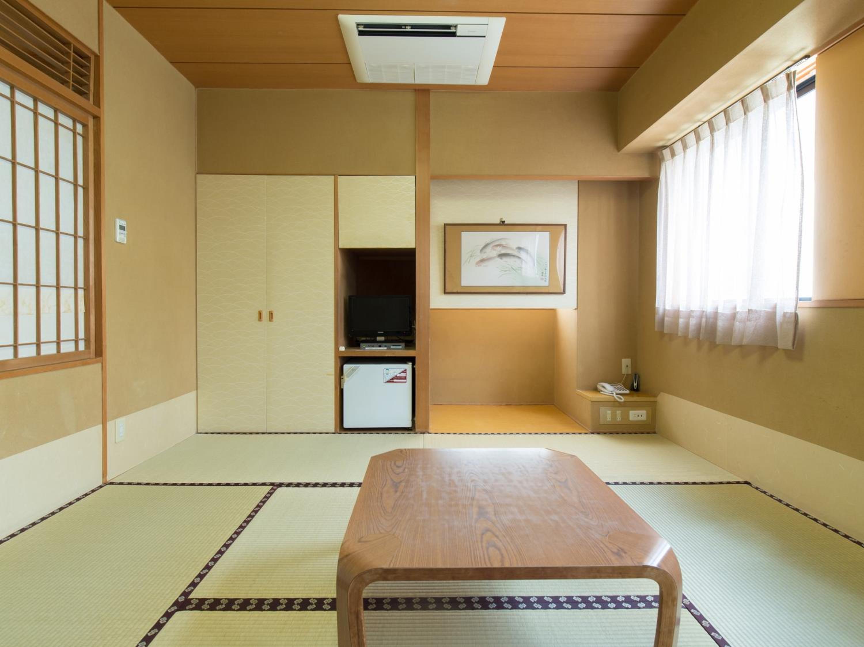 Triple Room - Non-Smoking - Photo 8