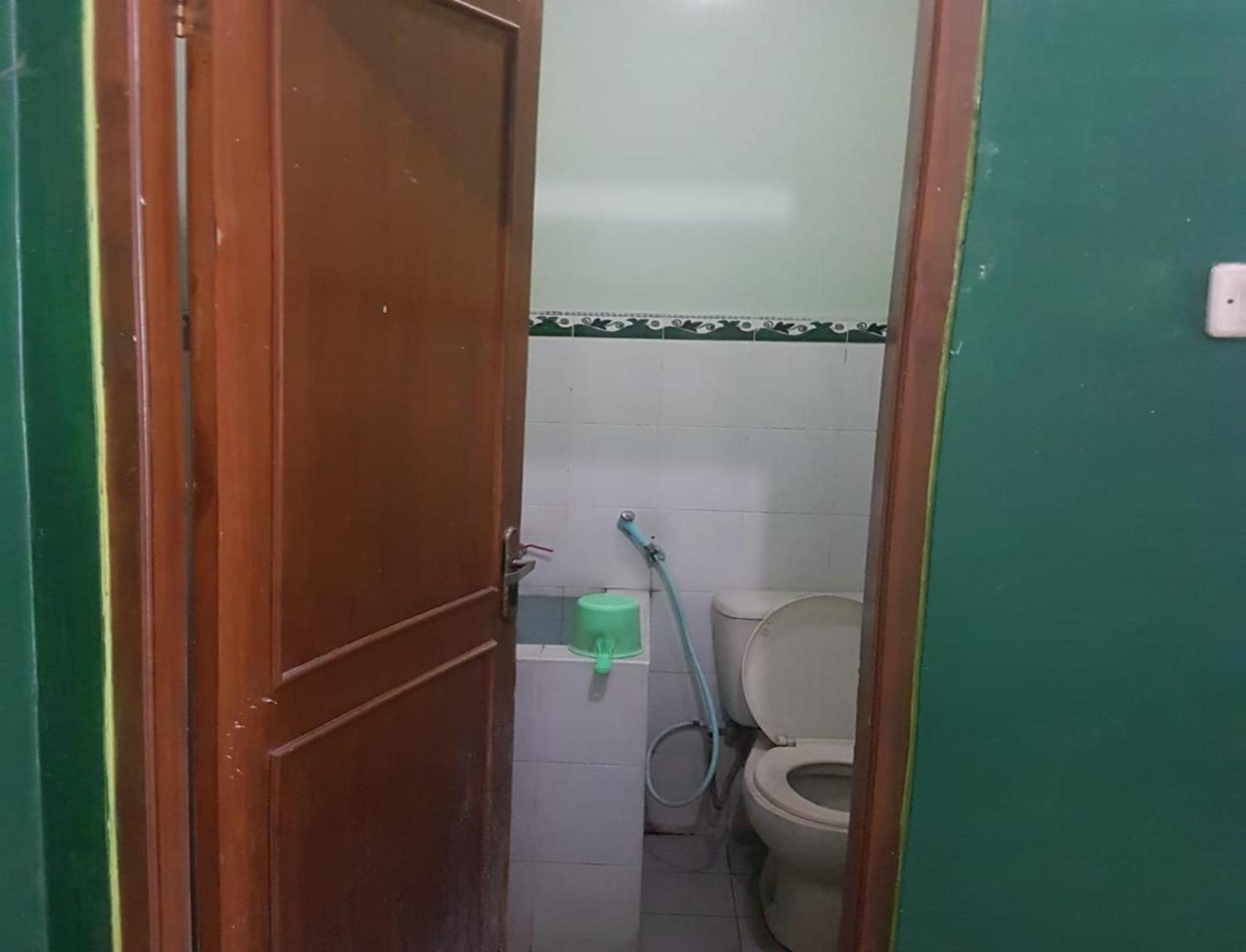 Standard Twin Room - Photo 4