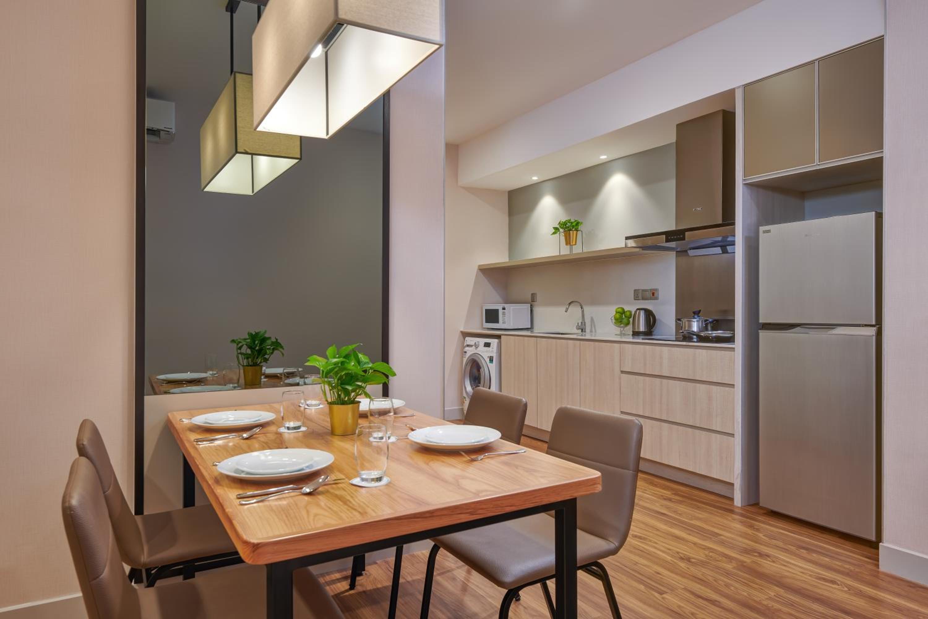 One-Bedroom Apartment - Photo 4