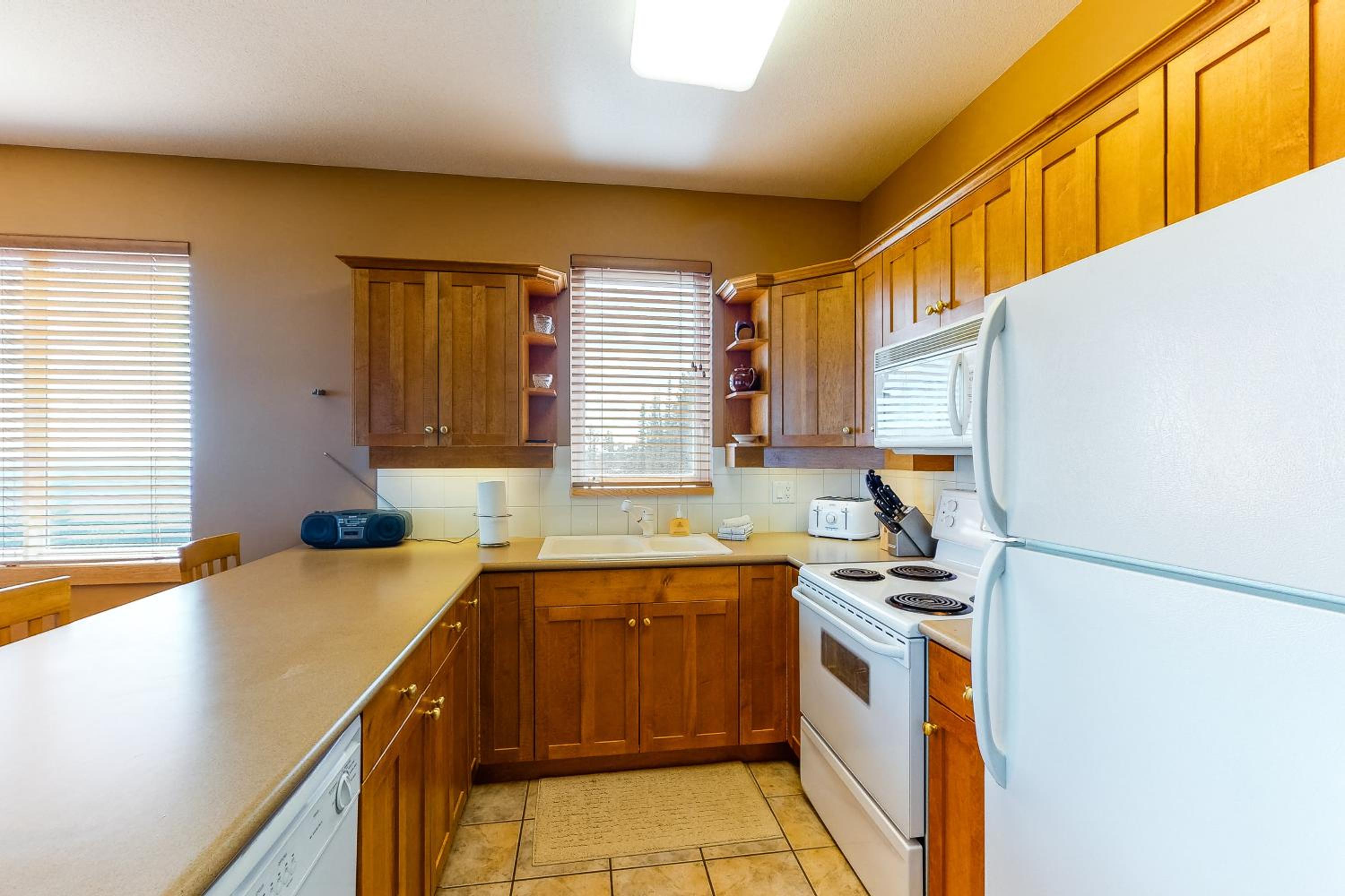 Three Bedroom Apartment photo 2