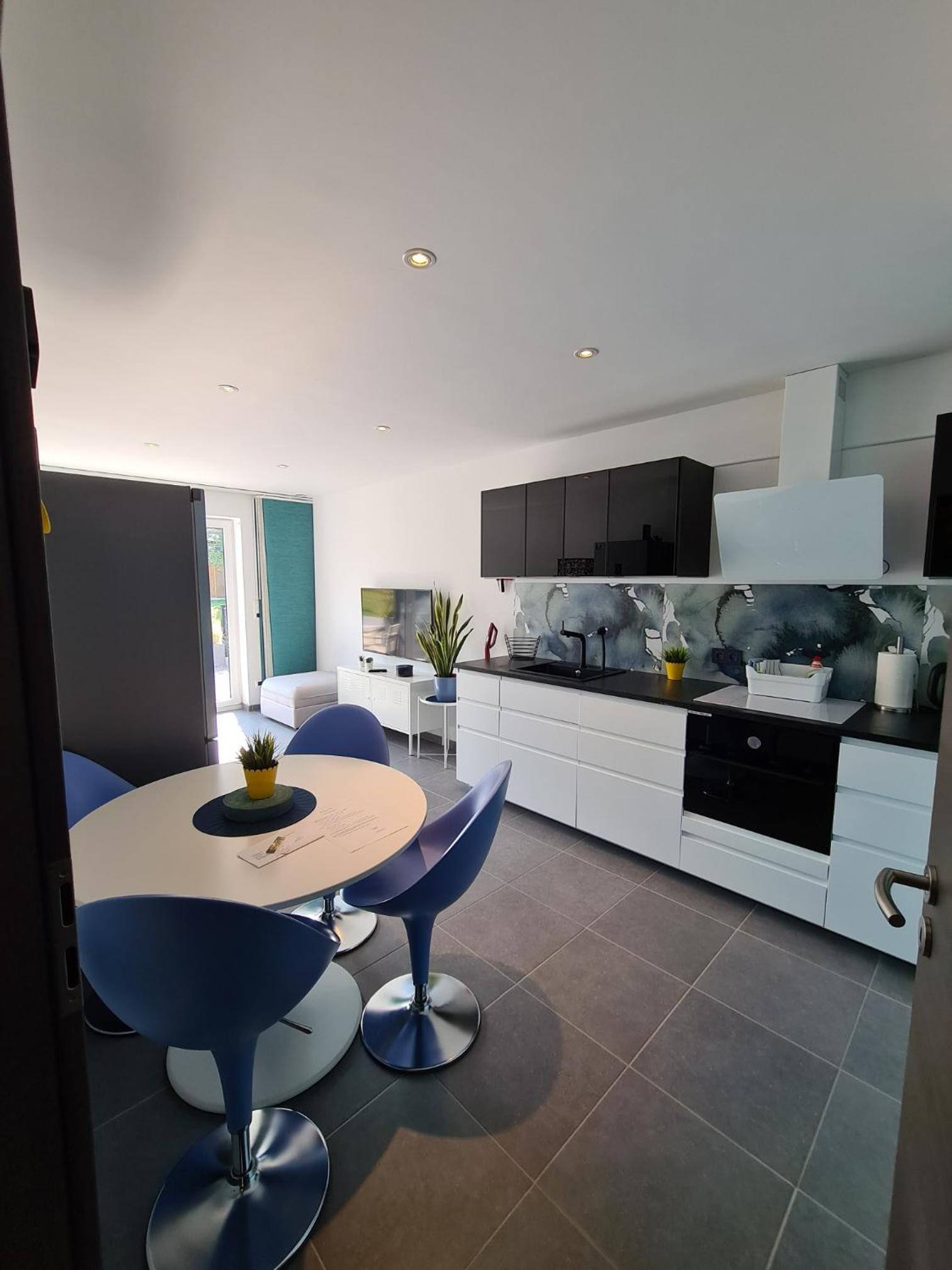 Apartment - Ground Floor photo 2
