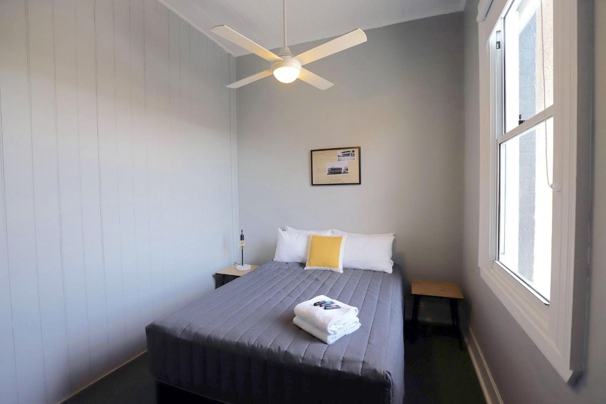Queen Room - Photo 1