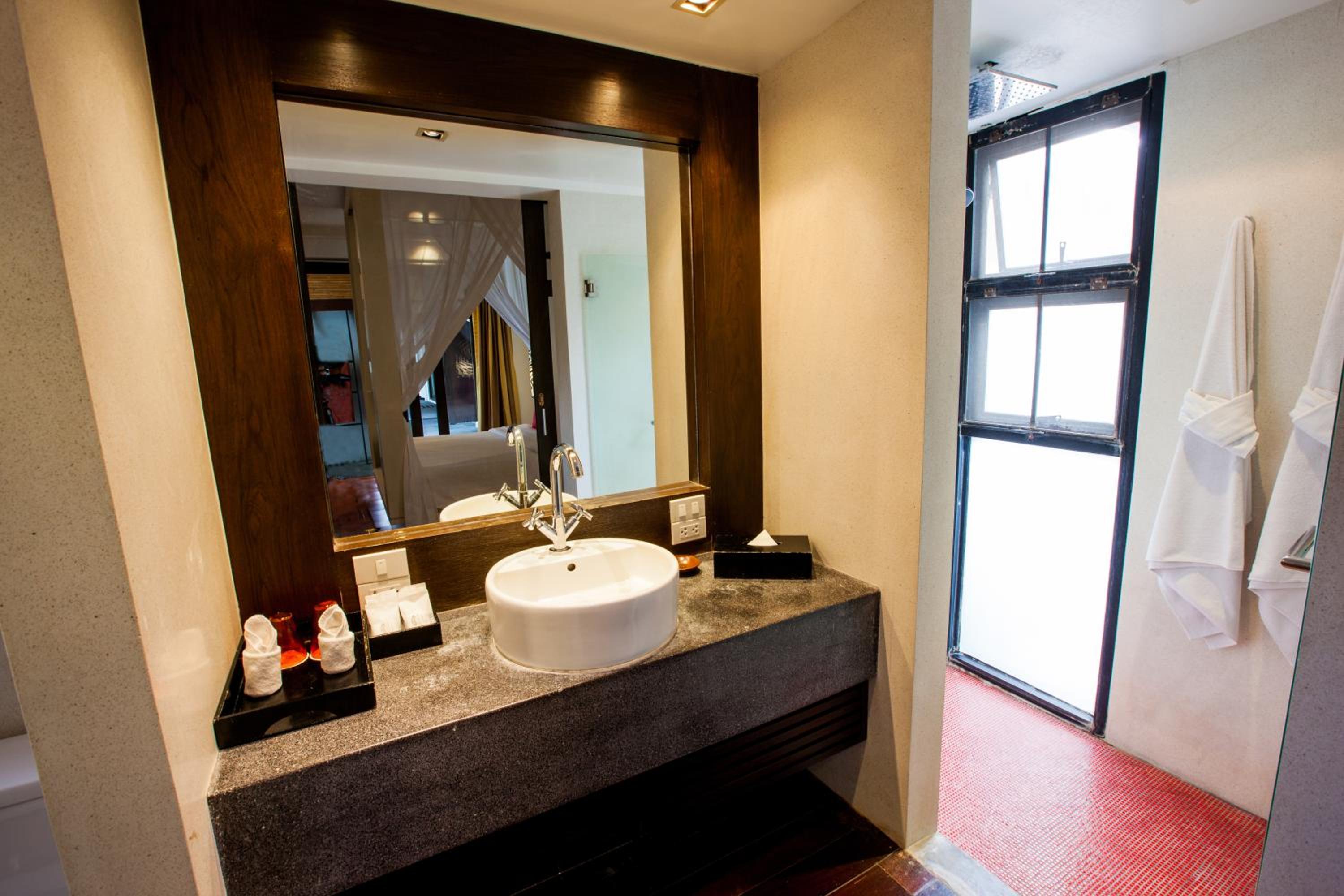 Two-Bedroom Villa with Private Pool - Photo 5