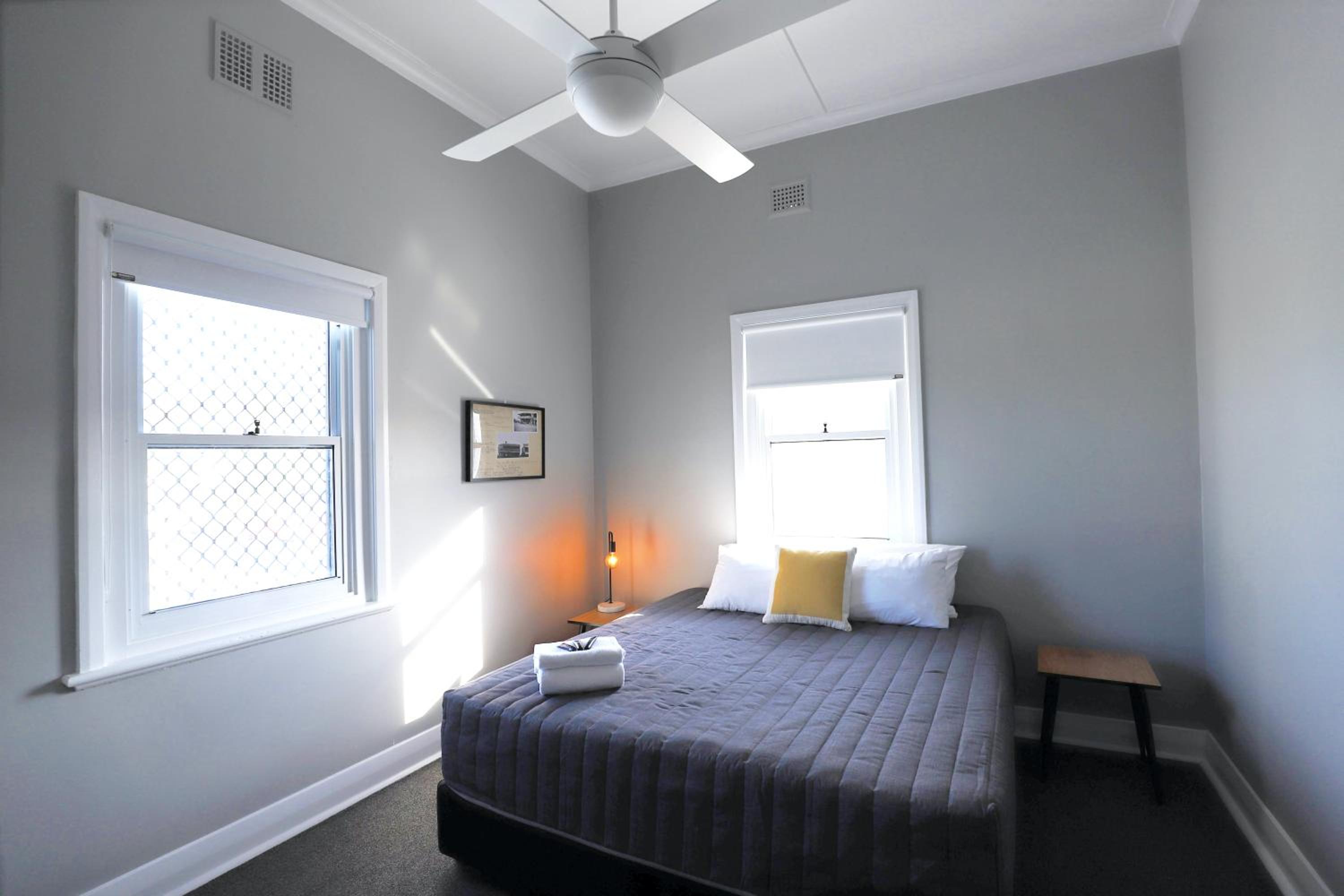 Standard King Room - Photo 4