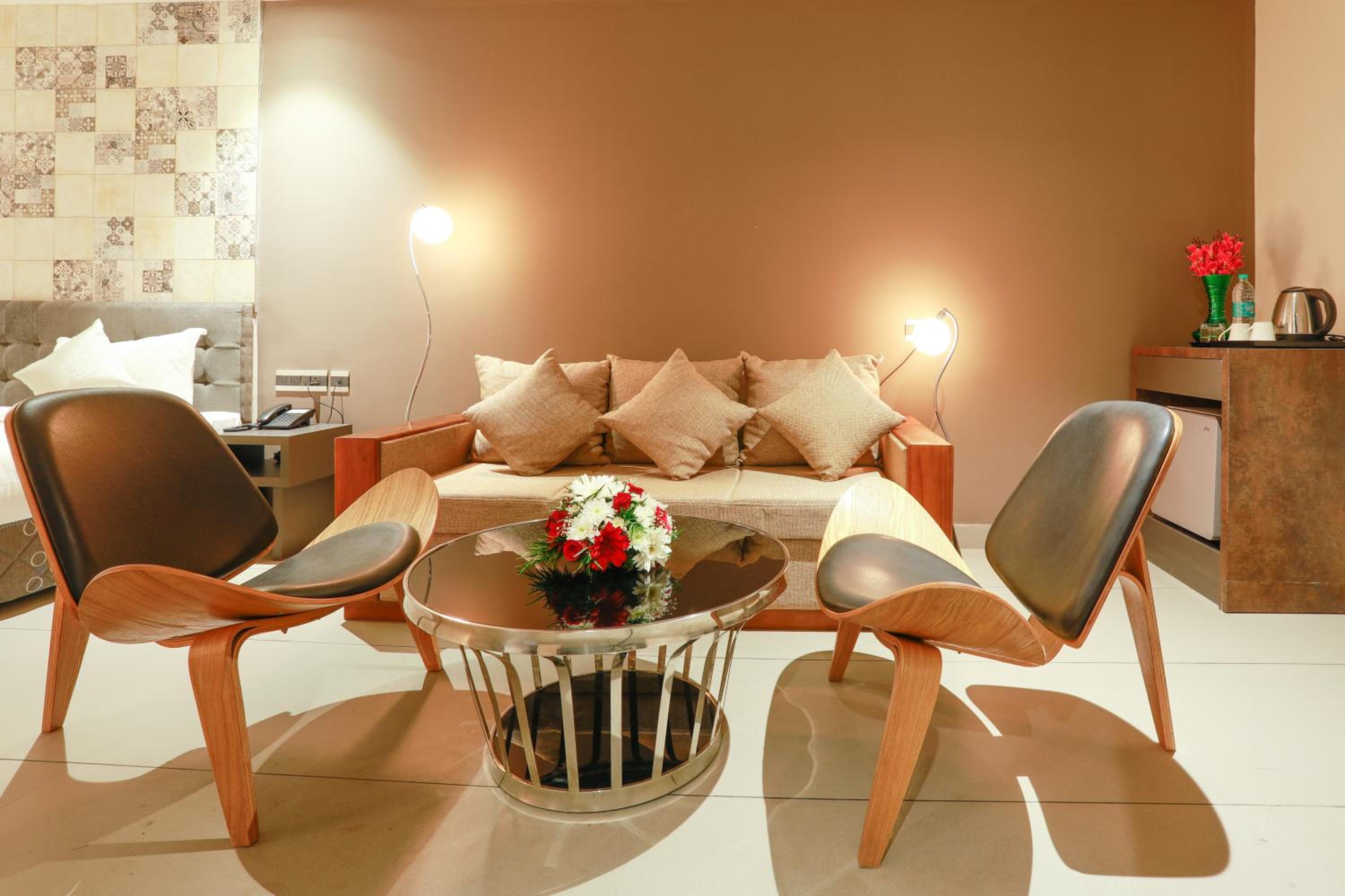 Suite - Photo 2