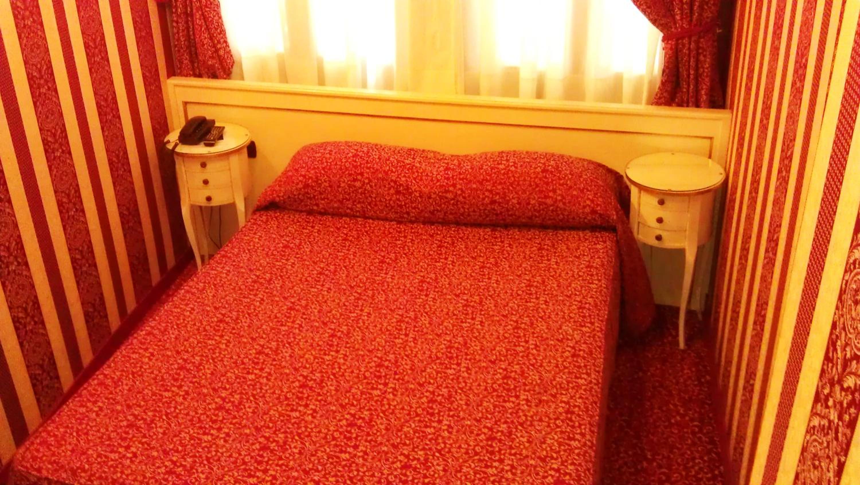 Single Room photo 1