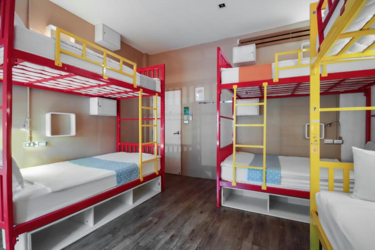 Bed in 10-Bed Mixed Dormitory Room photo 3