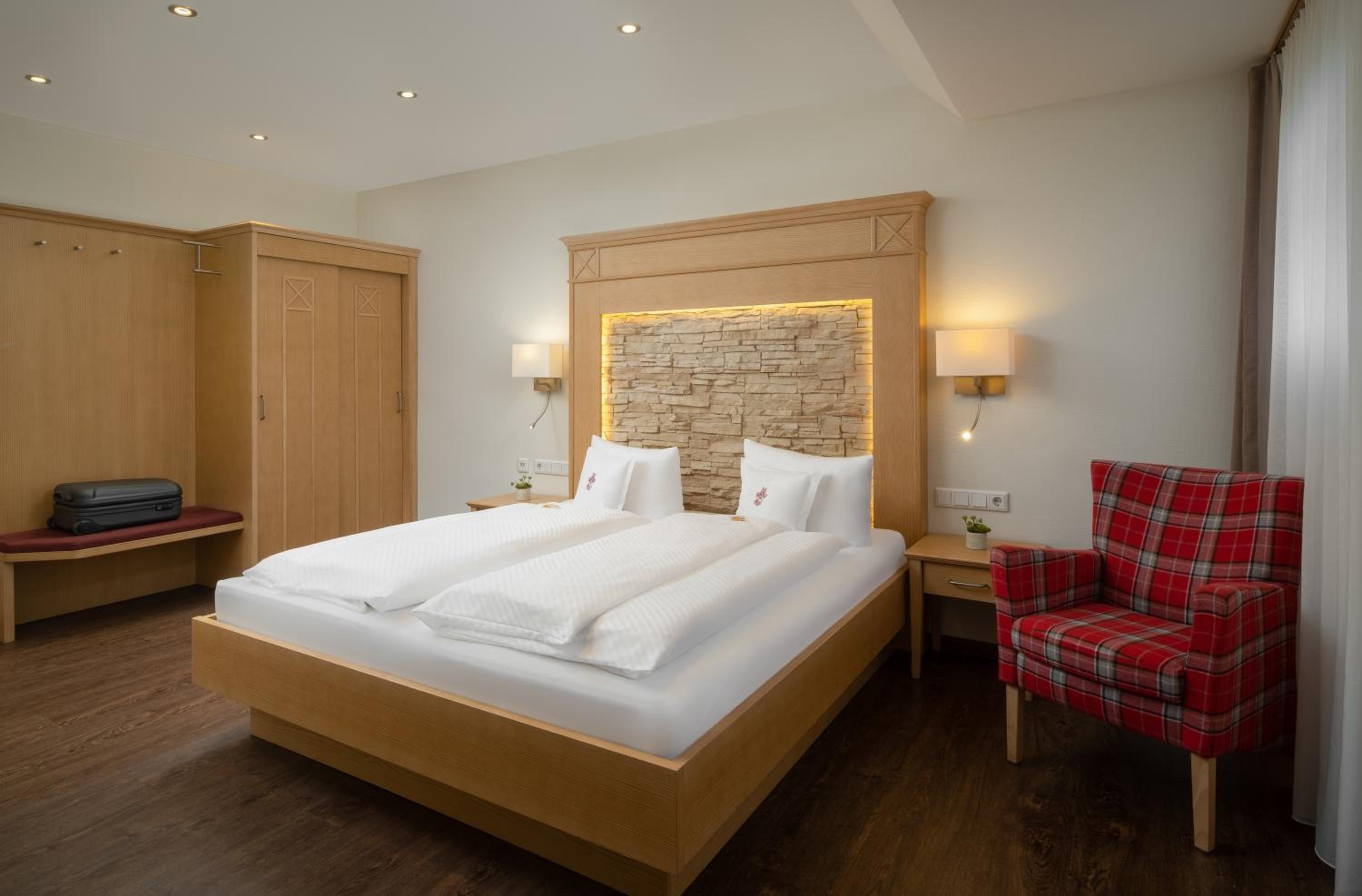 Classic Double Room - Photo 1