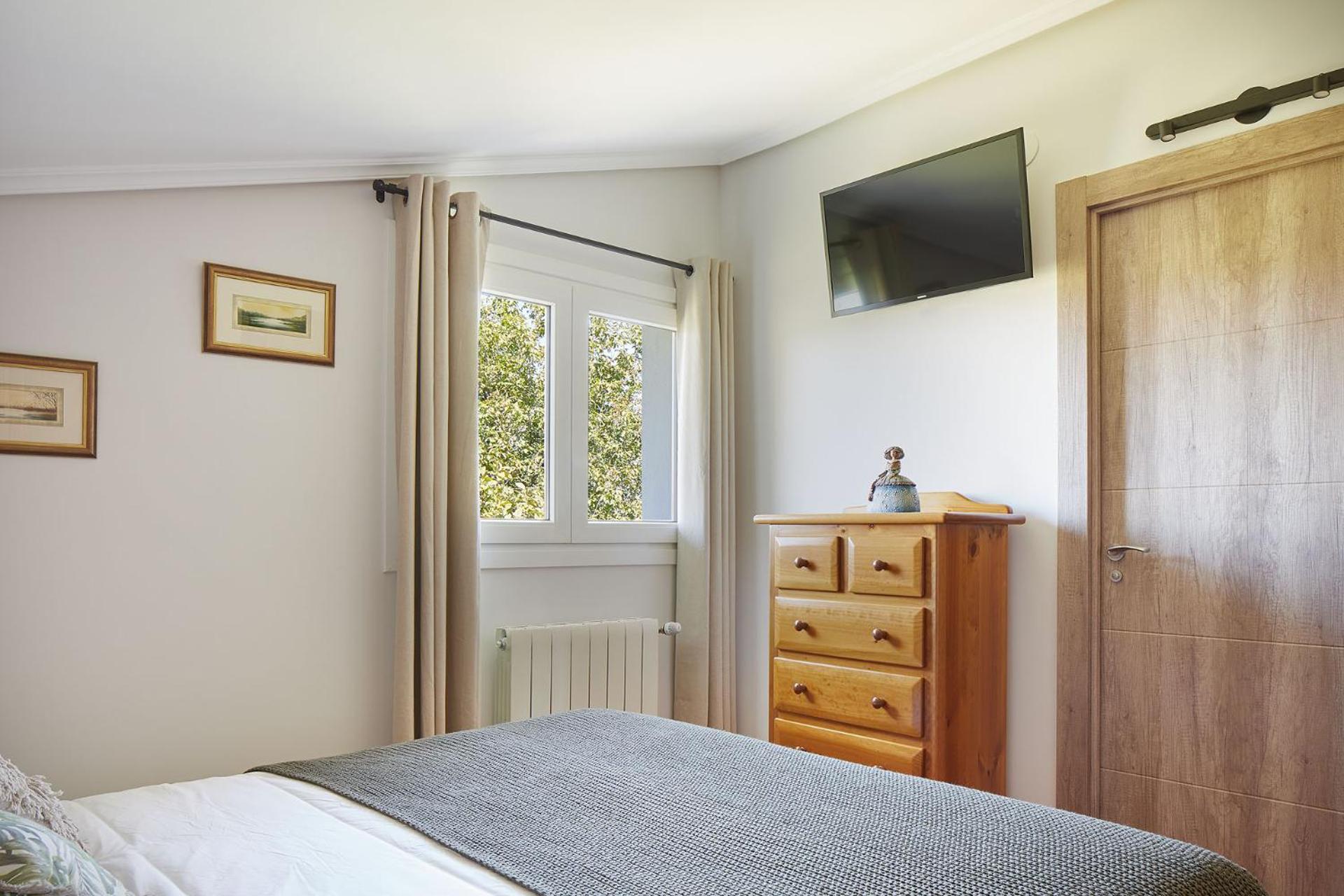 Economic Double Room - Photo 5