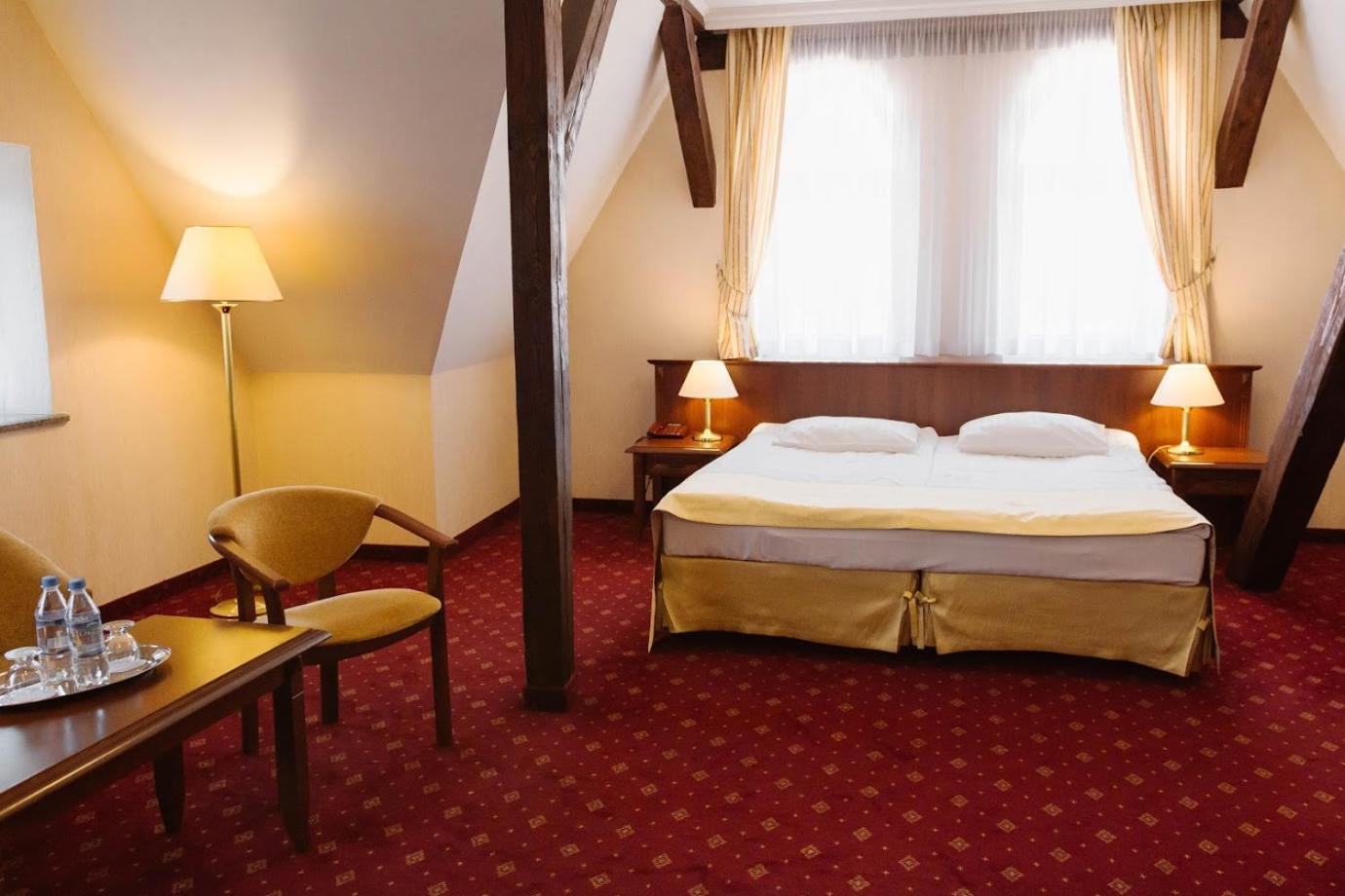 Double or Twin Room - Photo 3