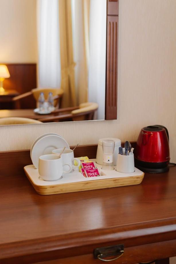 Double or Twin Room - Photo 2