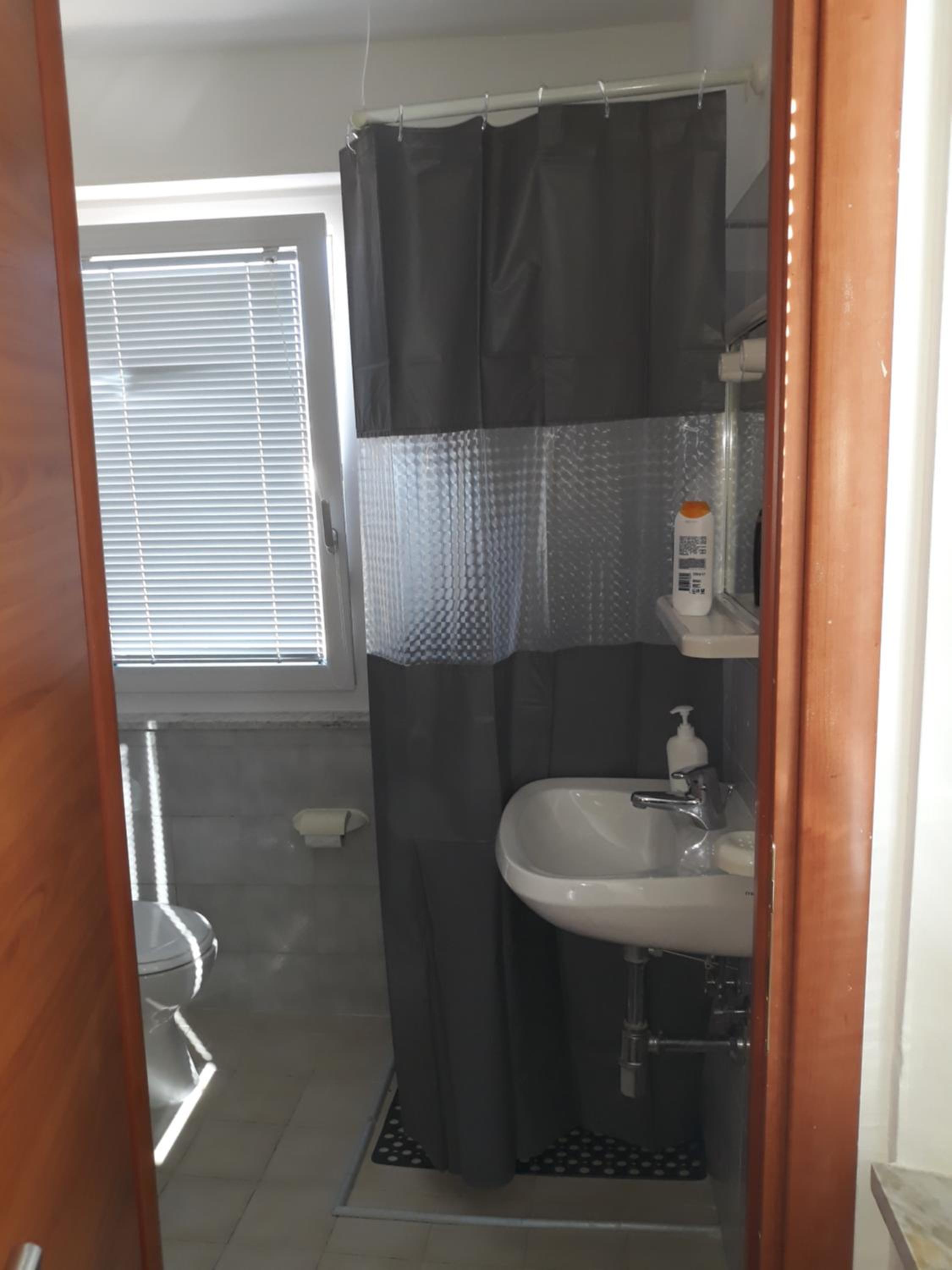 Deluxe Single Room with Balcony photo 3