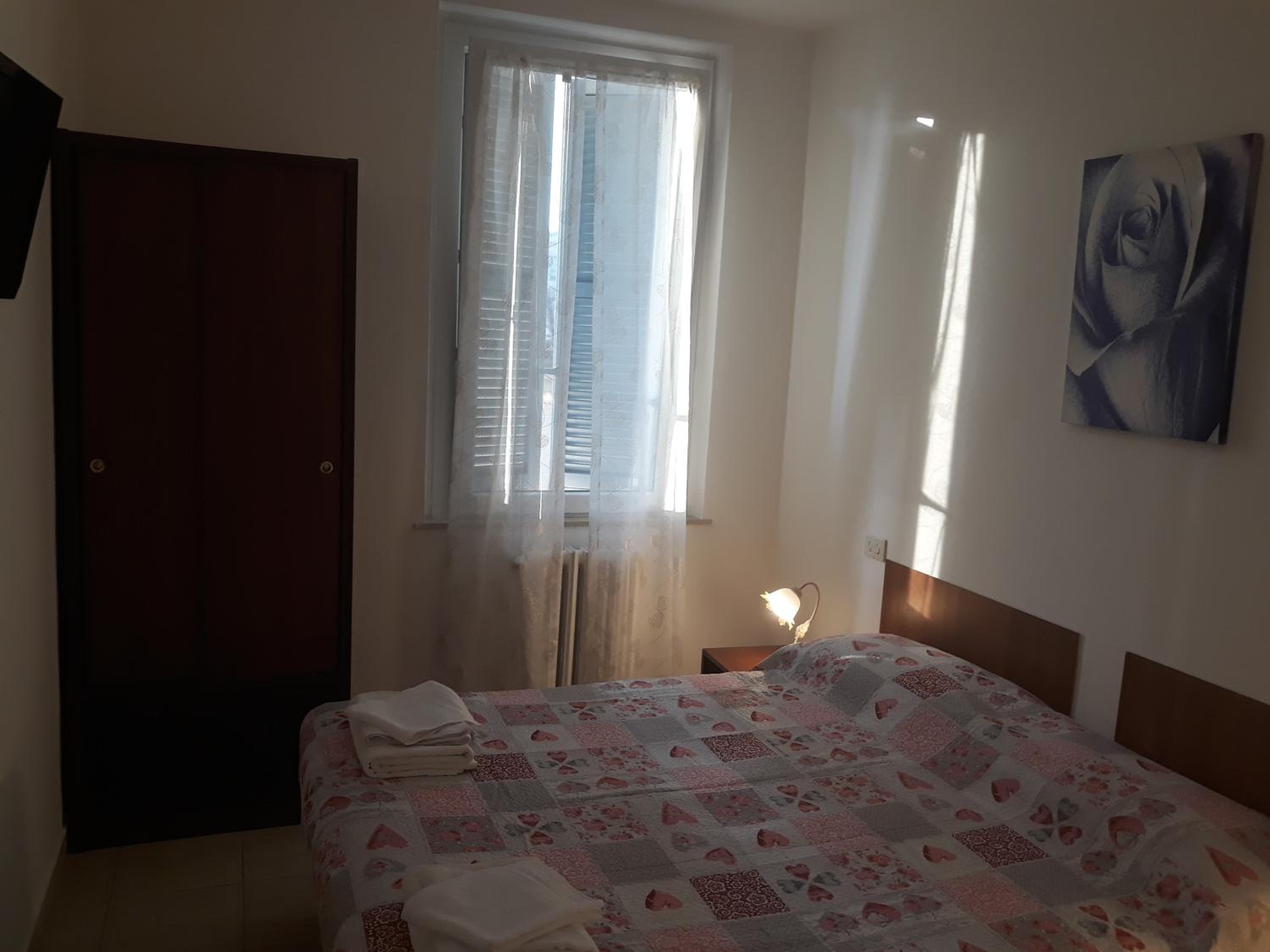 Triple Room with Bathroom photo 2