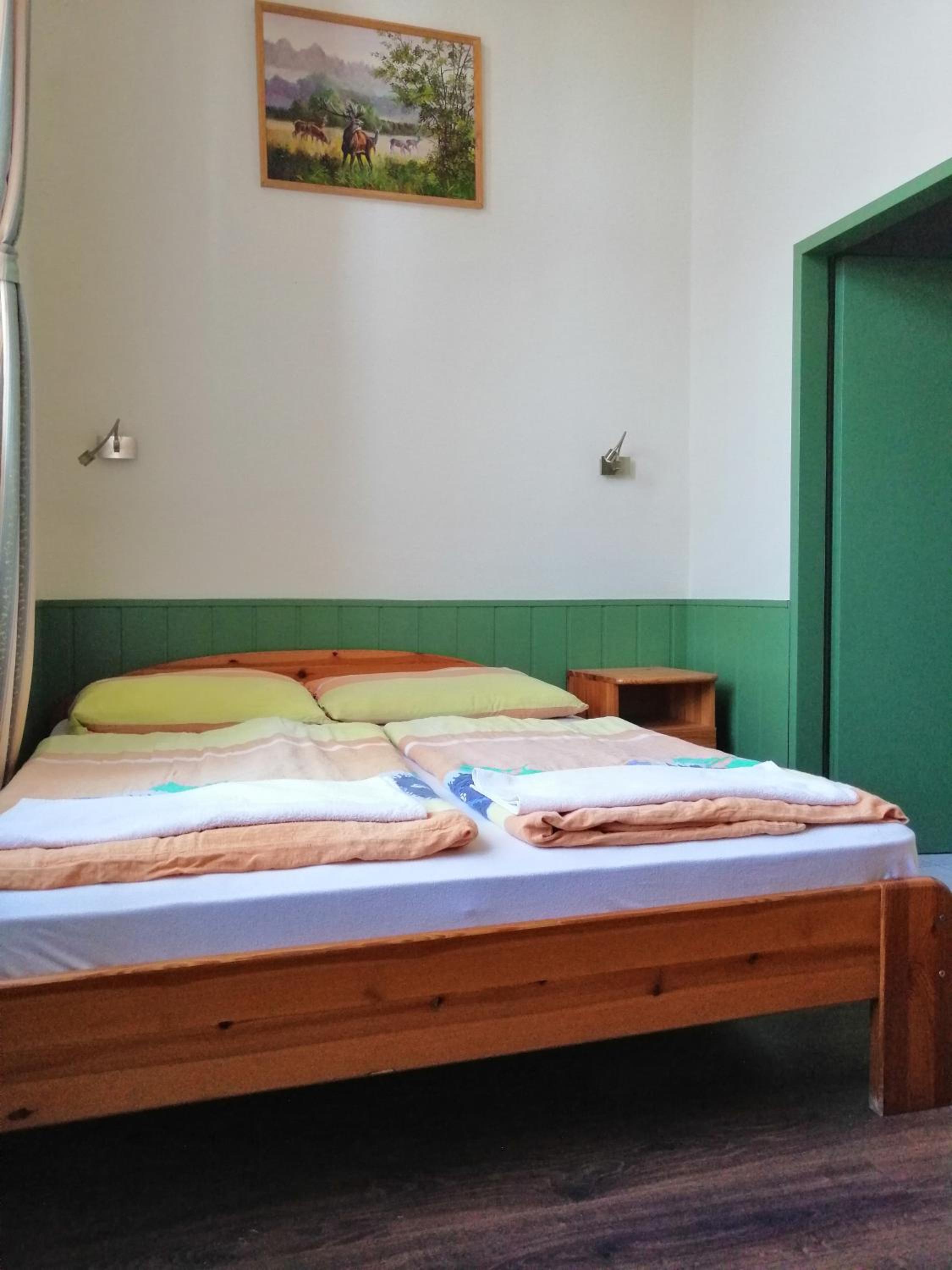 Double Room with Private Bathroom - Photo 4