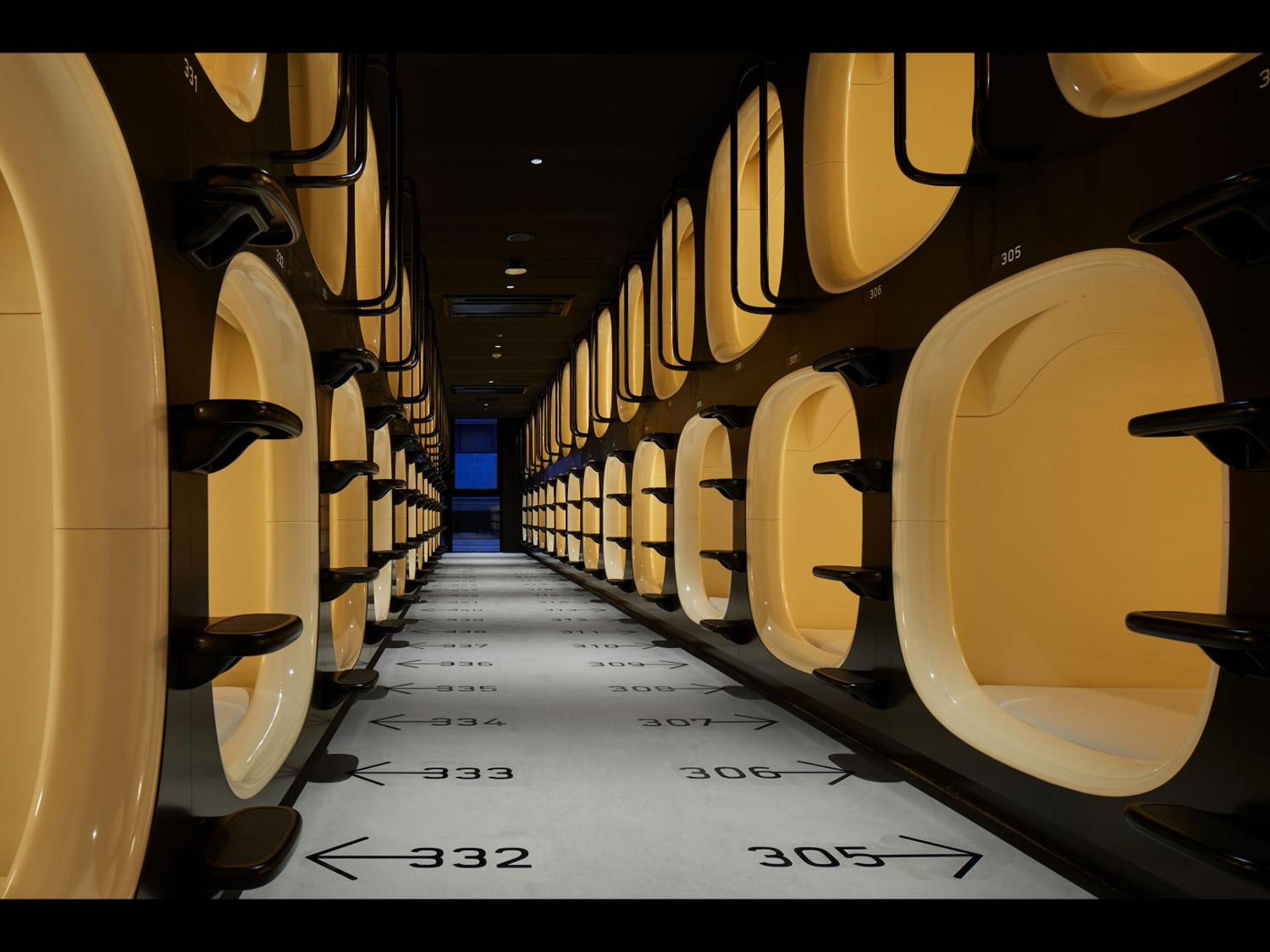 Capsule Room for Female - Non-Smoking - Photo 1