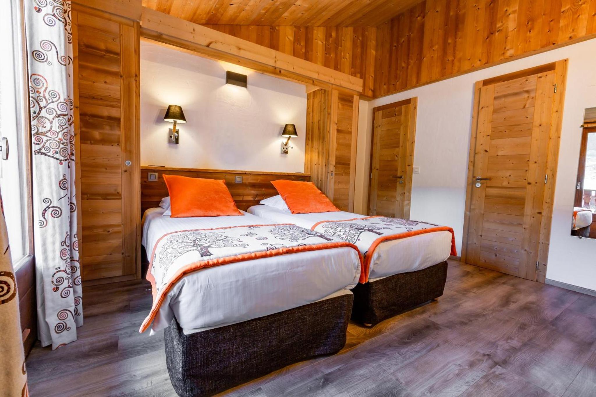 Superior Twin Room - Photo 4