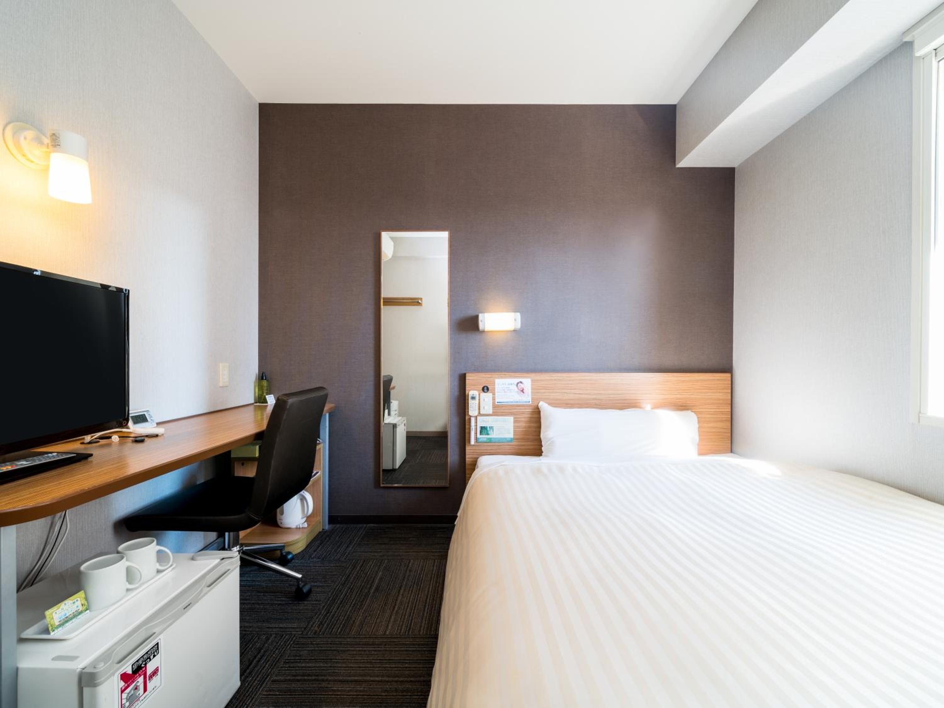 Standard Double Room - Non-Smoking - Photo 4