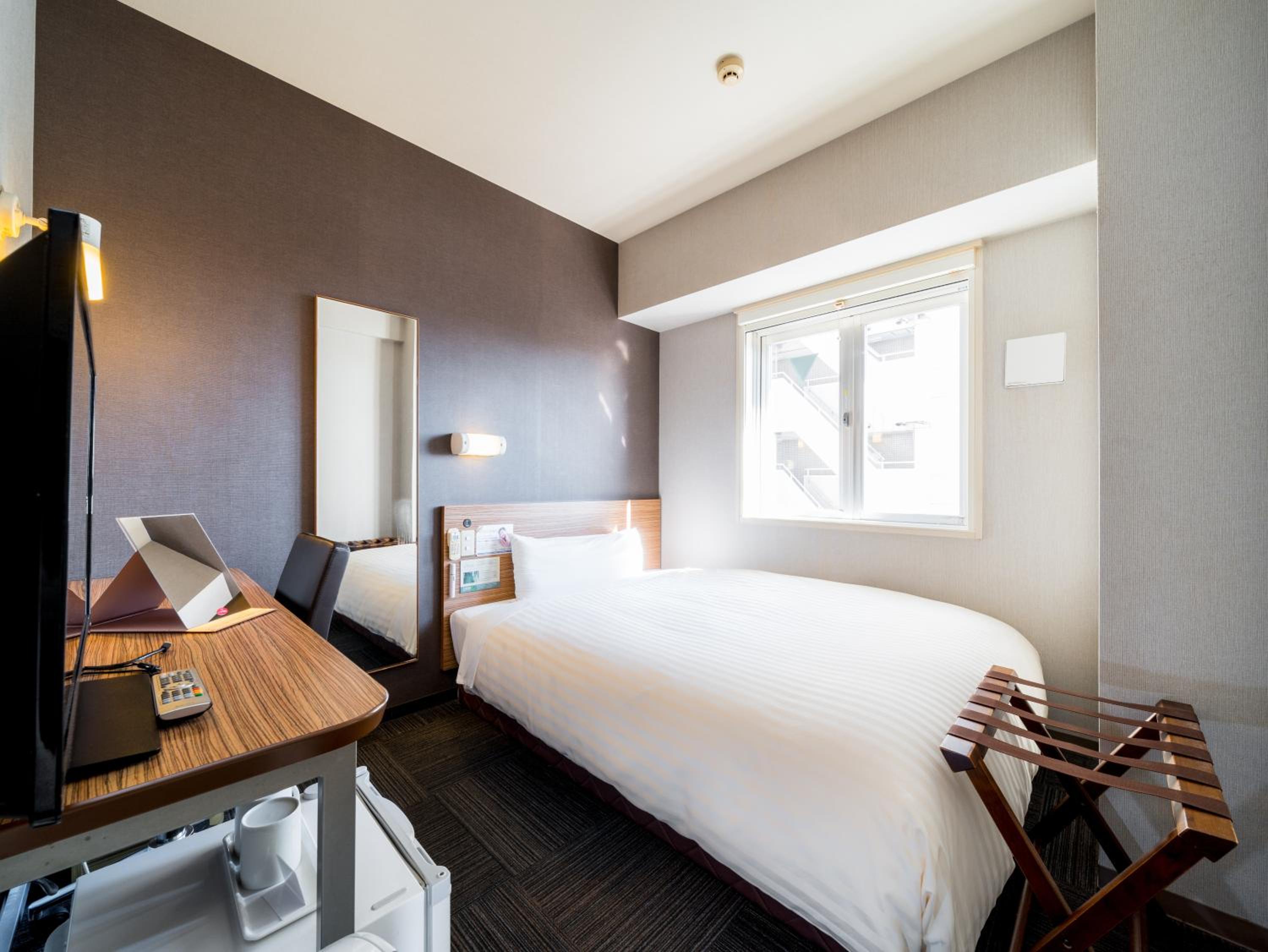 Standard Double Room - Non-Smoking - Photo 2