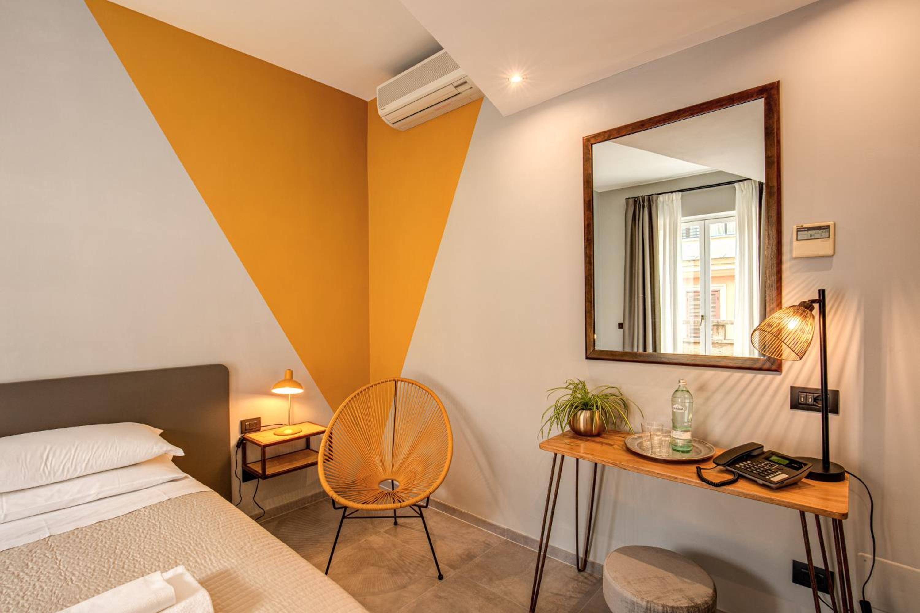 Superior Double Room with Balcony photo 2