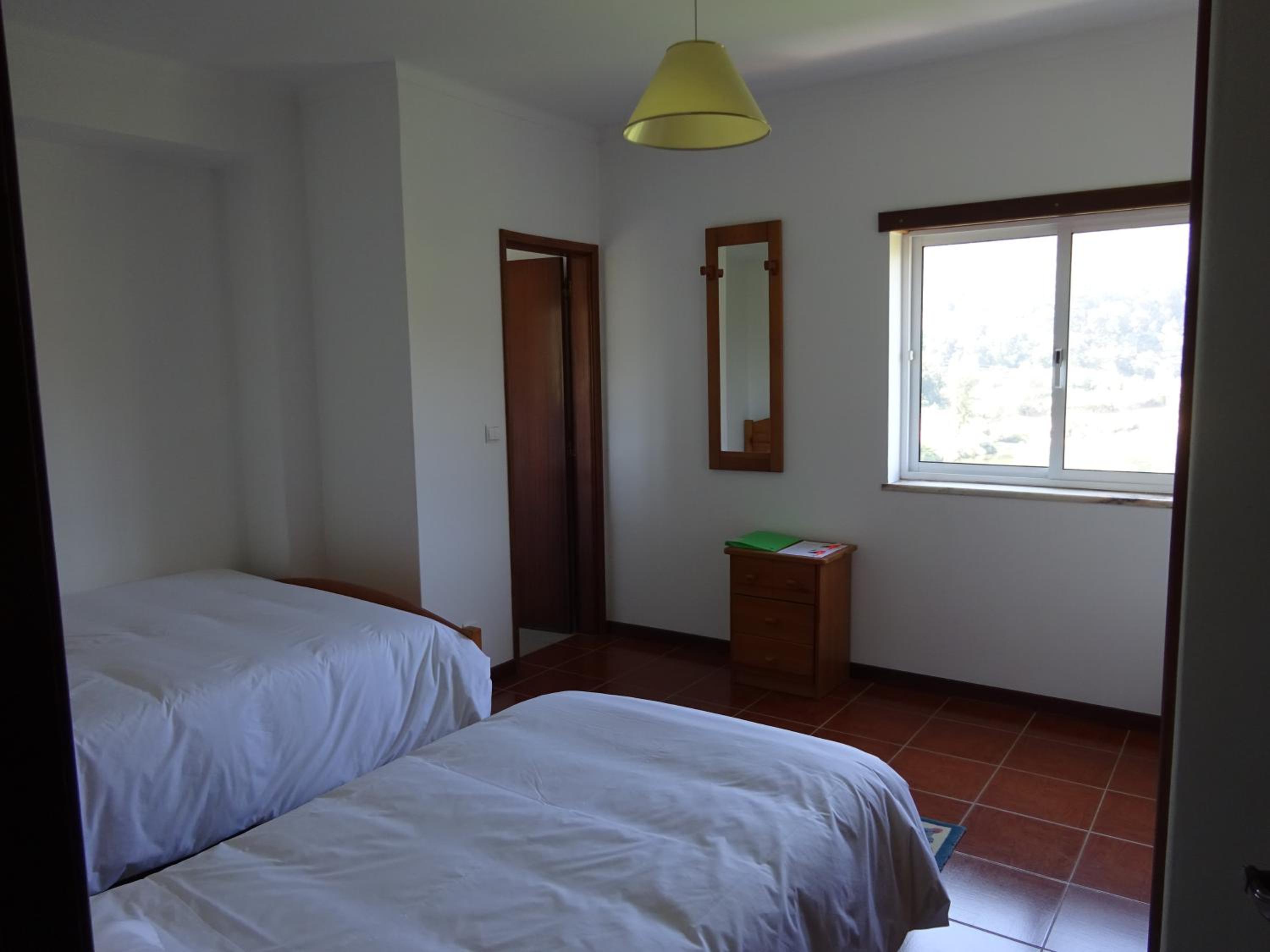 Double or Twin Room with Mountain View - Photo 1