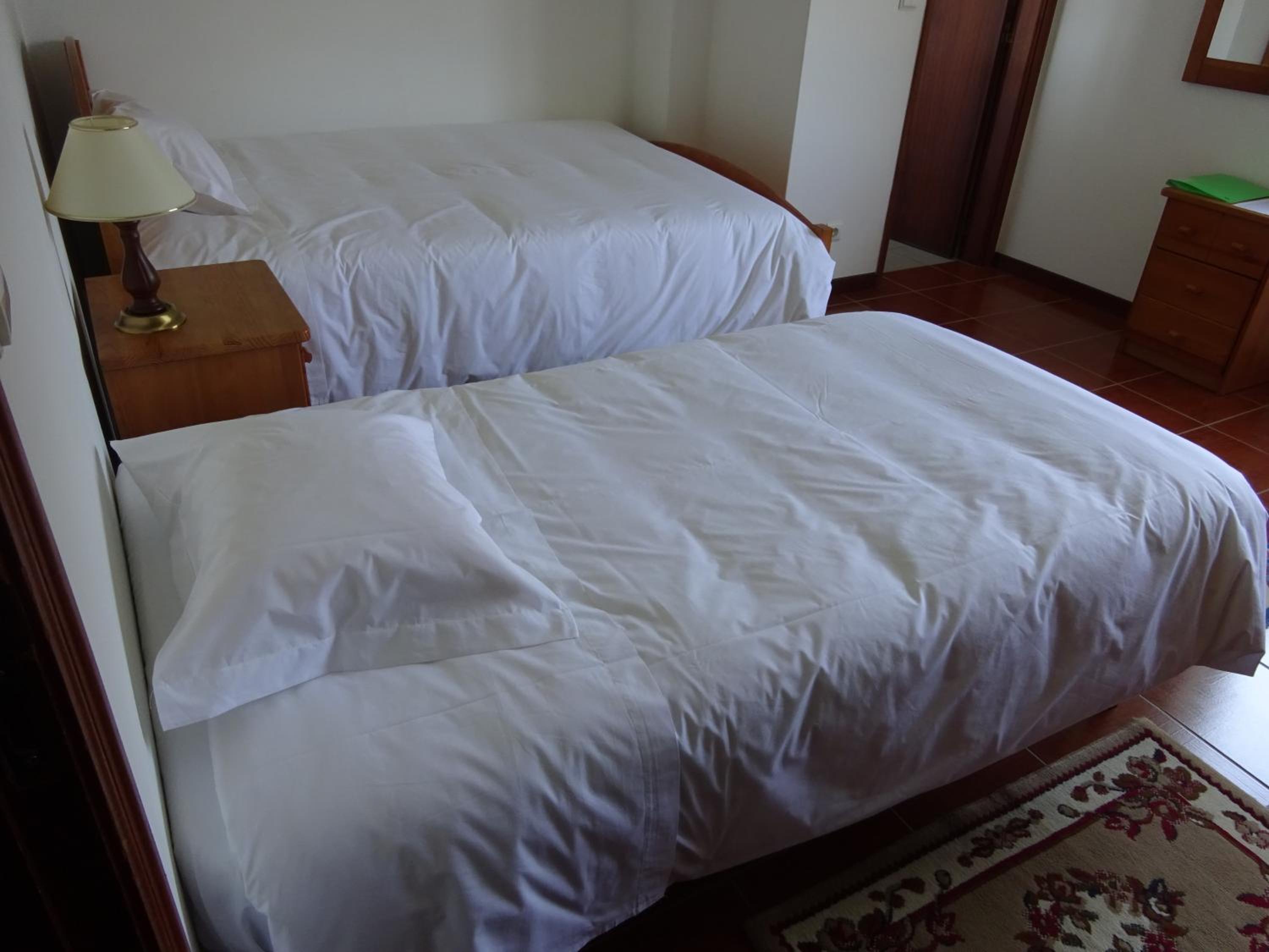 Double or Twin Room with Mountain View - Photo 5