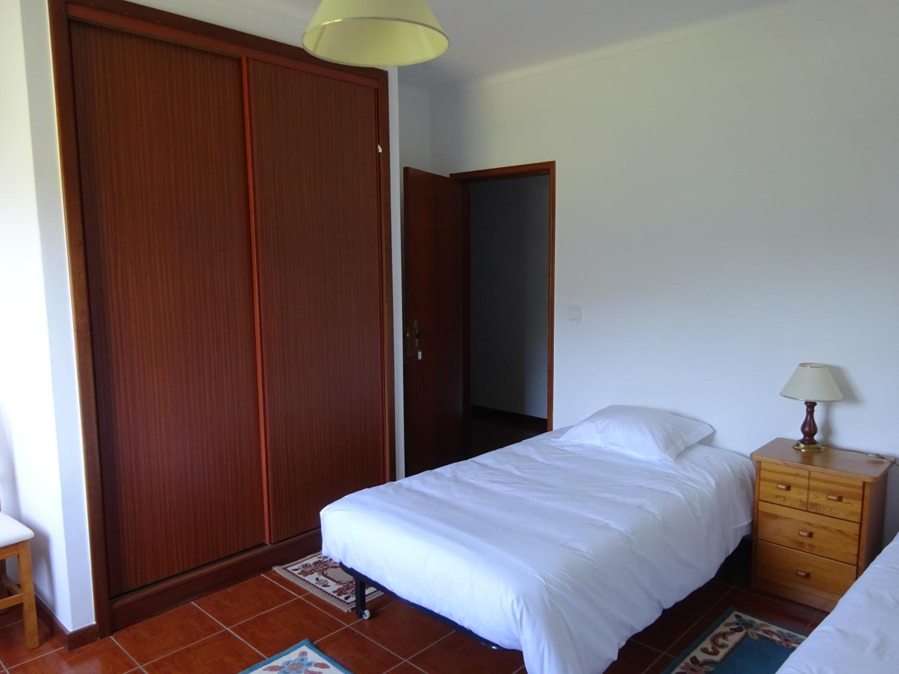 Double or Twin Room with Mountain View - Photo 4