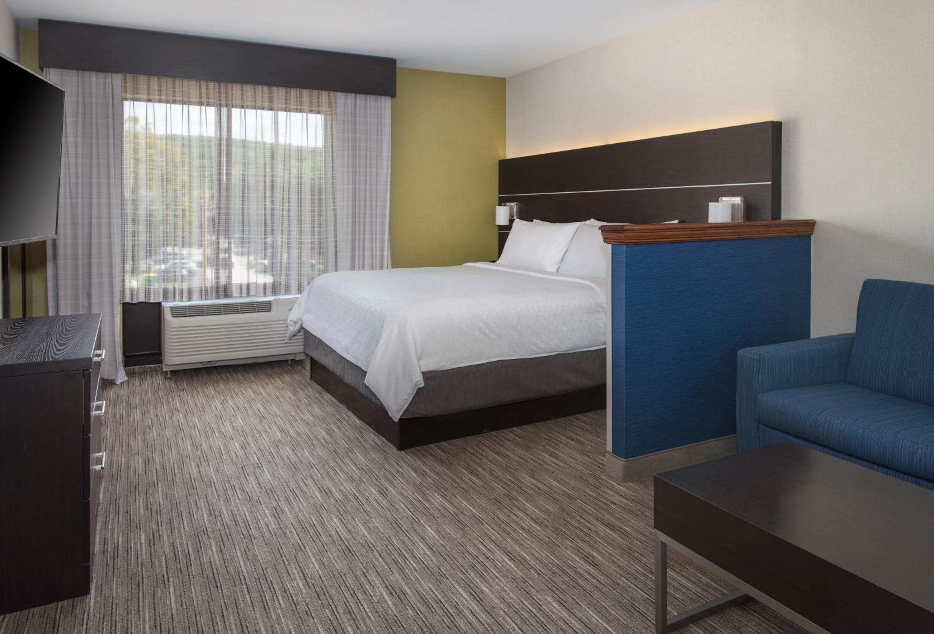 King Suite - Photo 1