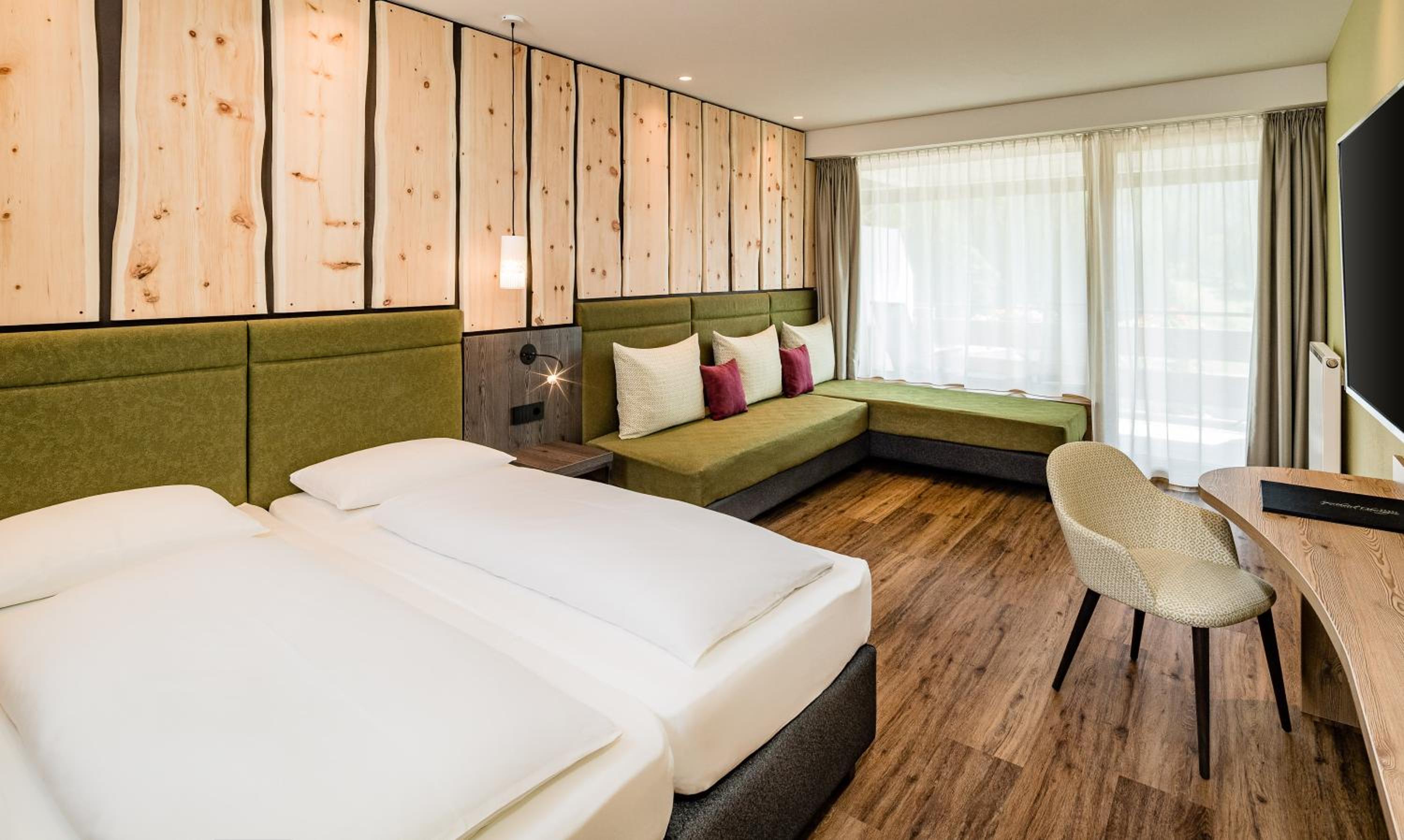 Deluxe Double Room - Photo 1