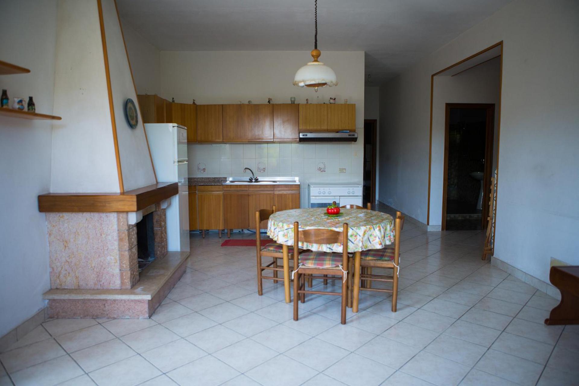 Two-Bedroom House photo 2