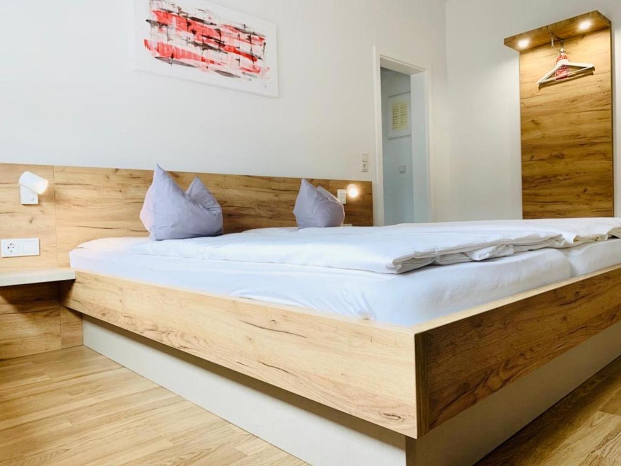 Double Room - Photo 4