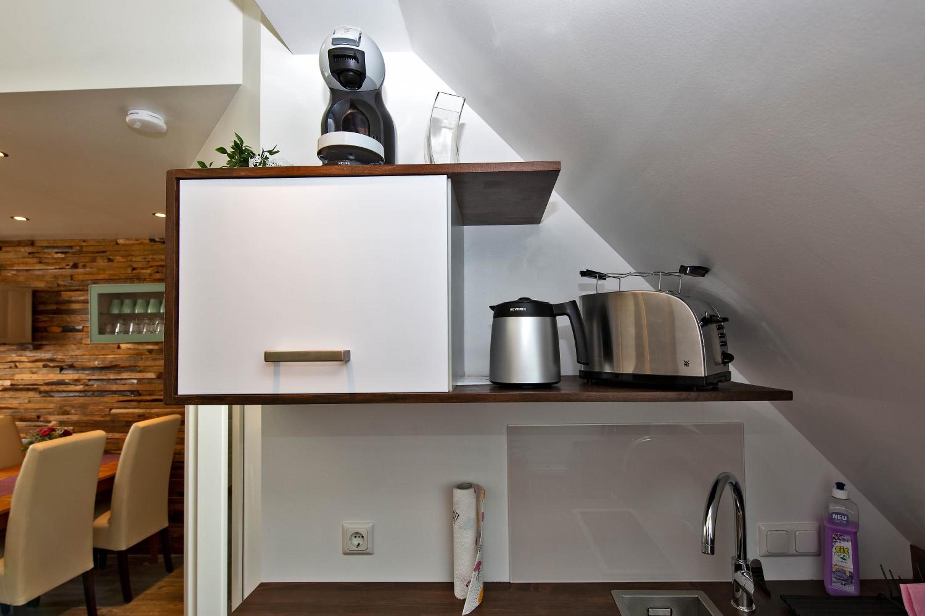 One-Bedroom Apartment photo 3