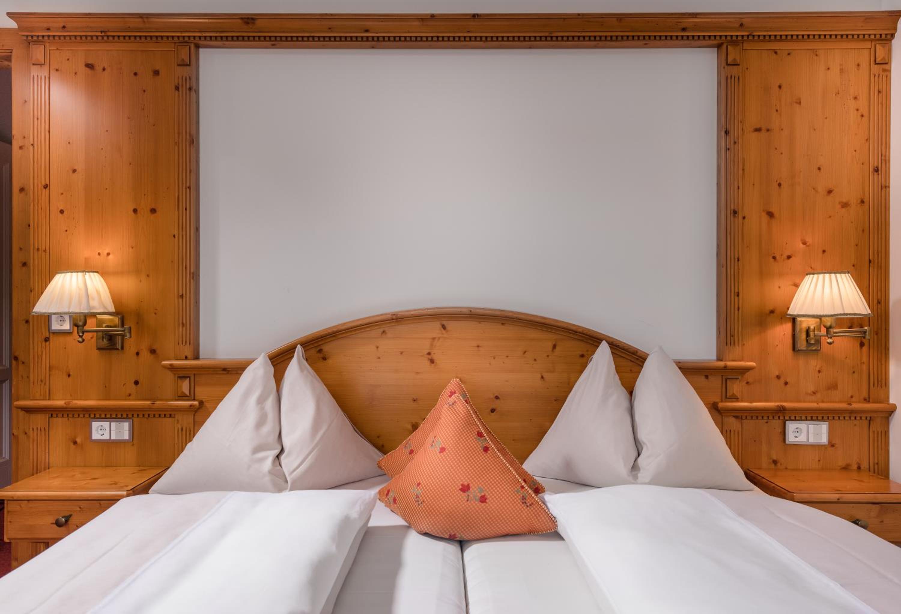 Deluxe Suite - Photo 3