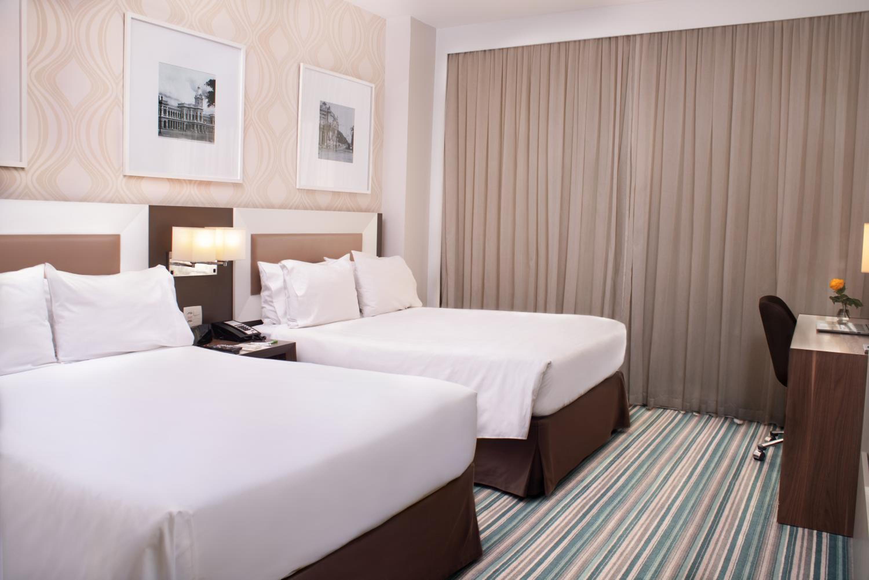 Double Room With Two Double Beds Non-Smoking photo 1