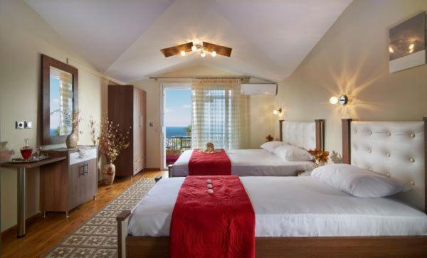 Triple Room with Sea View photo 1