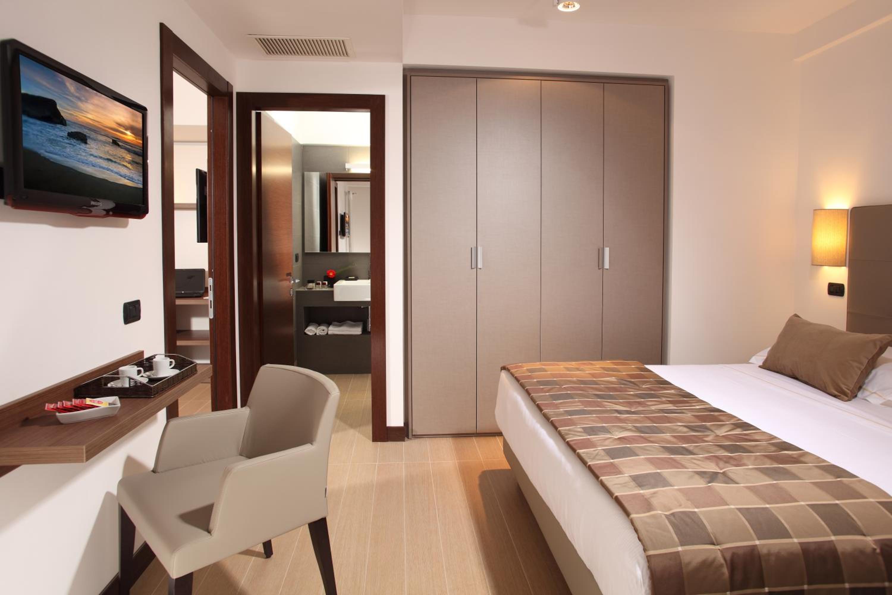 Junior Suite with Kitchenette