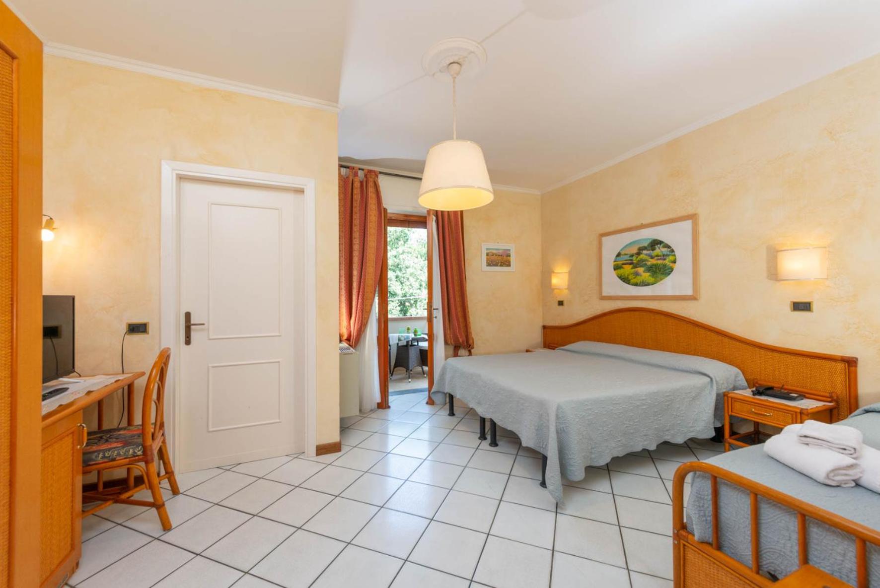 Classic Quadruple Room photo 1