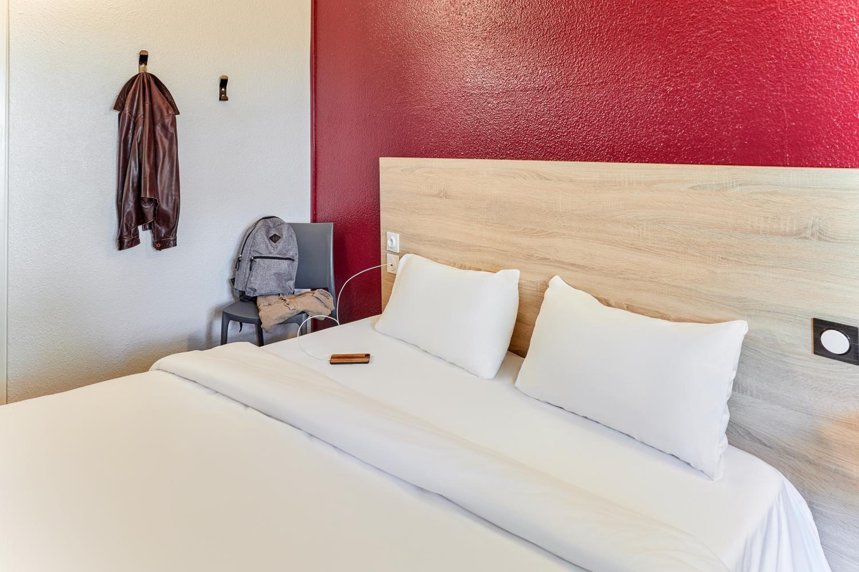Tandem Room (2 Adults) - Photo 1