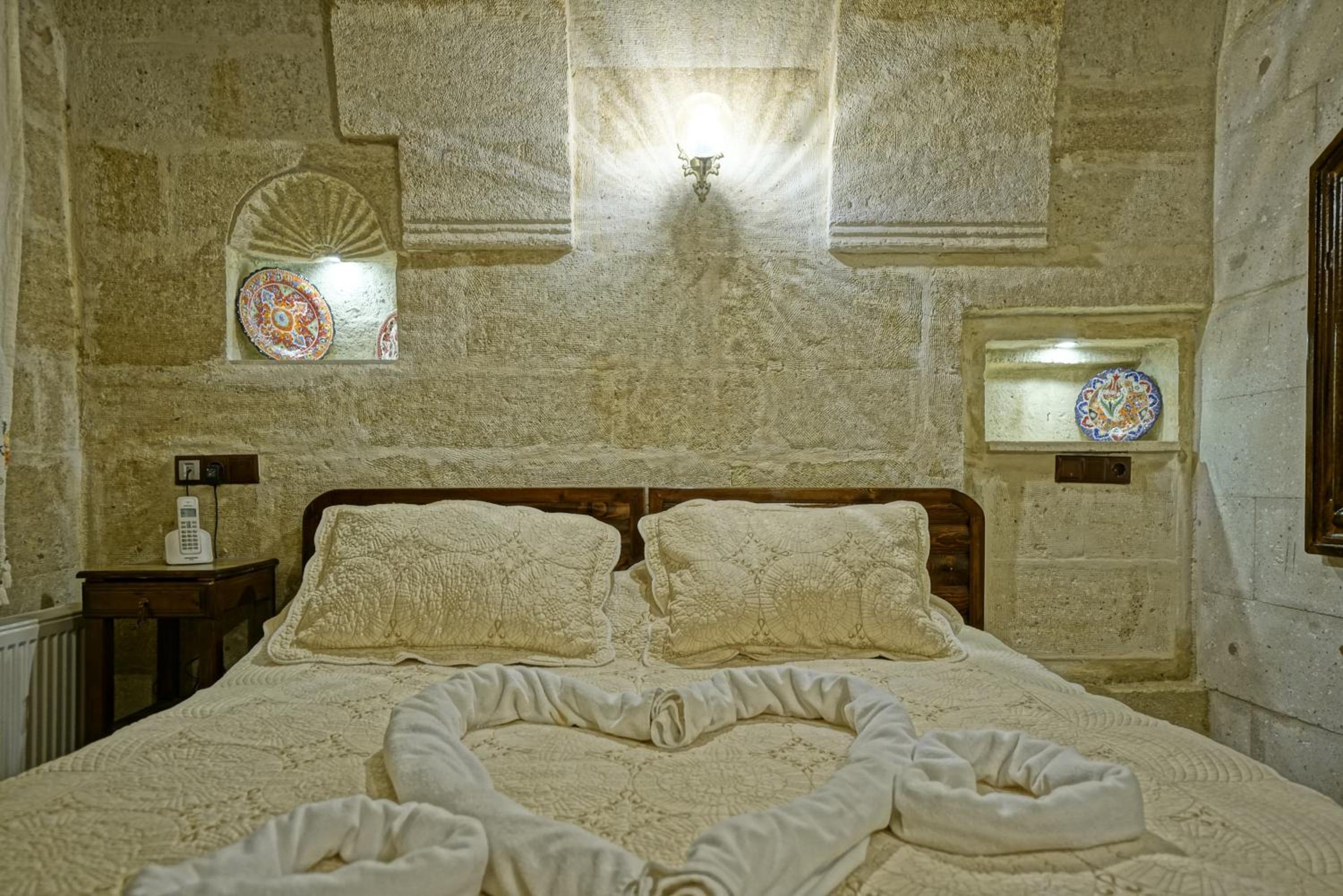 Double Room with Garden View - Photo 1