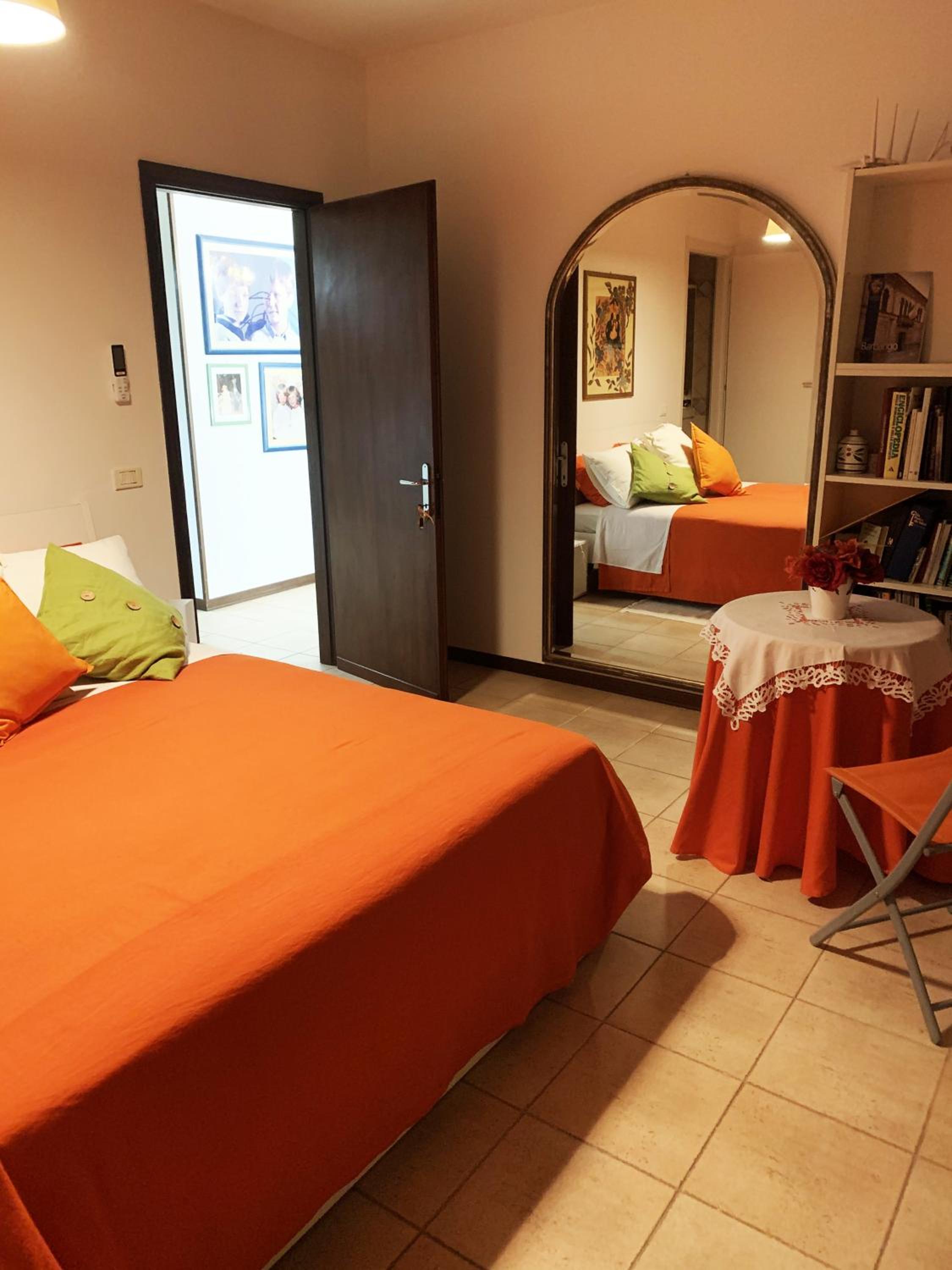 Deluxe Room - Photo 6