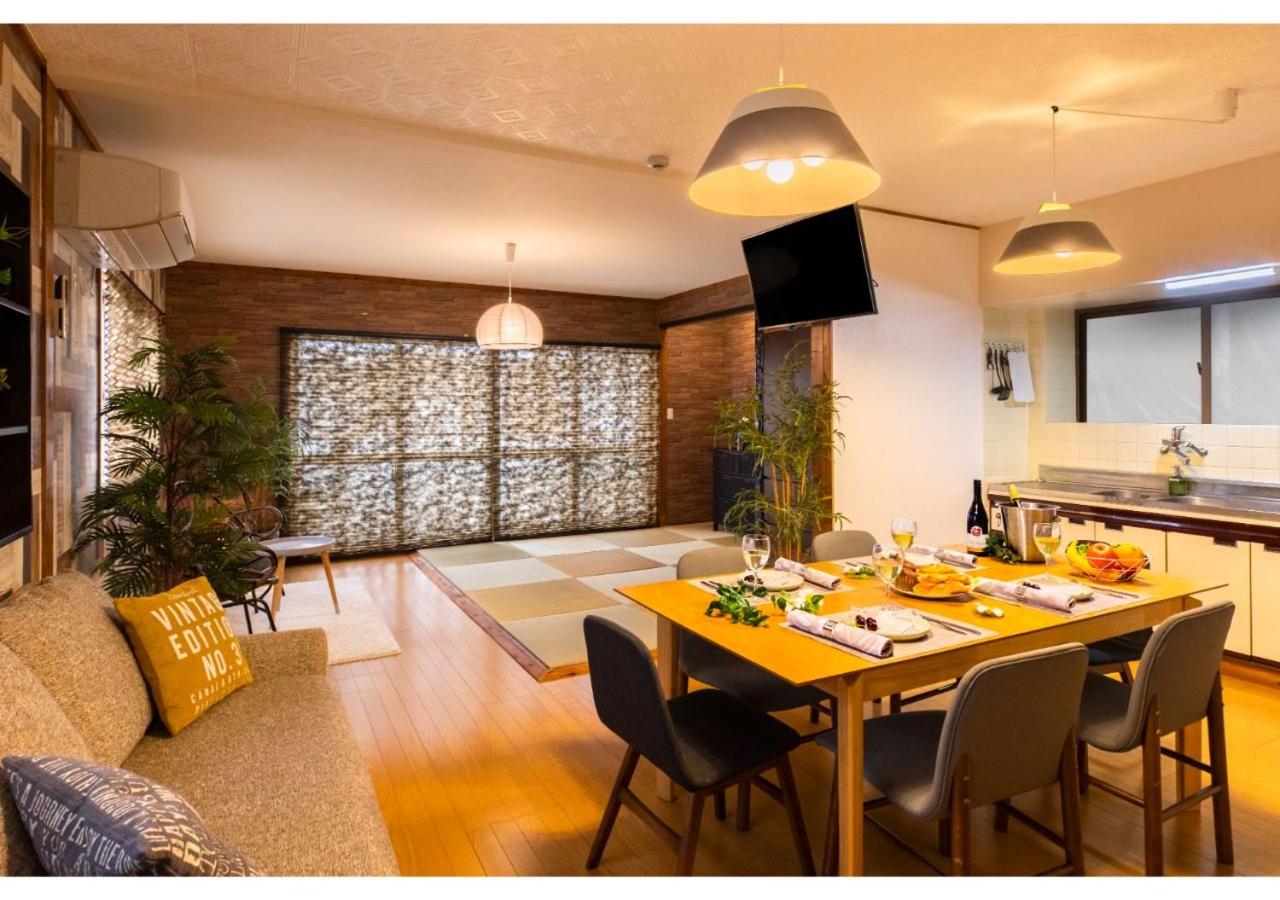 Superior Family Room - Photo 25