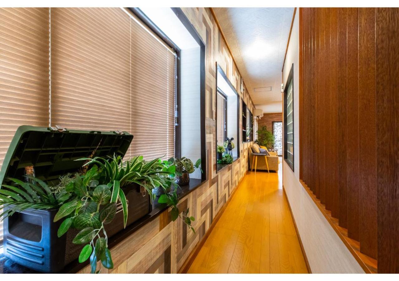 Superior Family Room - Photo 9