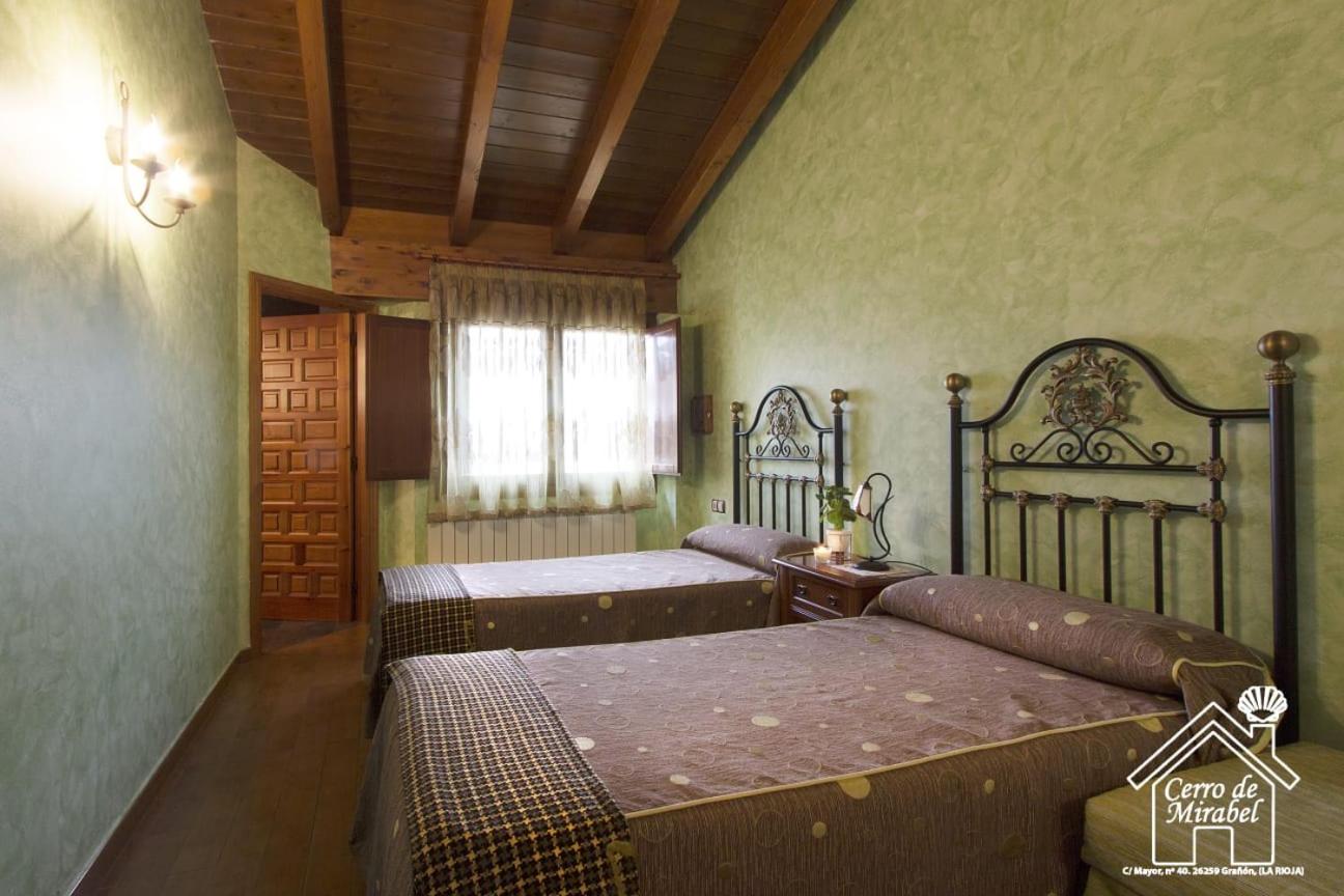 Double Room with Extra Bed - Photo 1