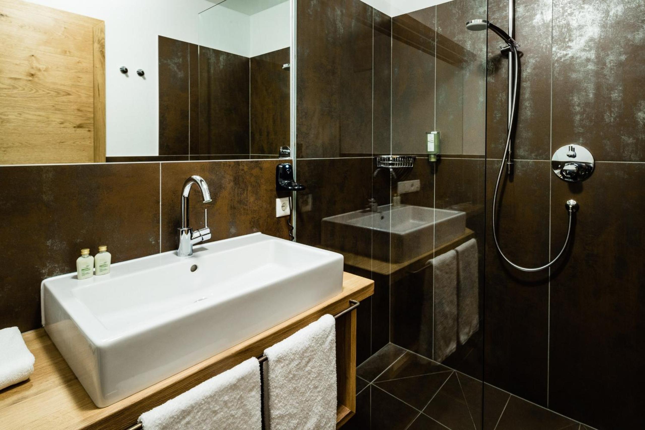 Double Room - Photo 2