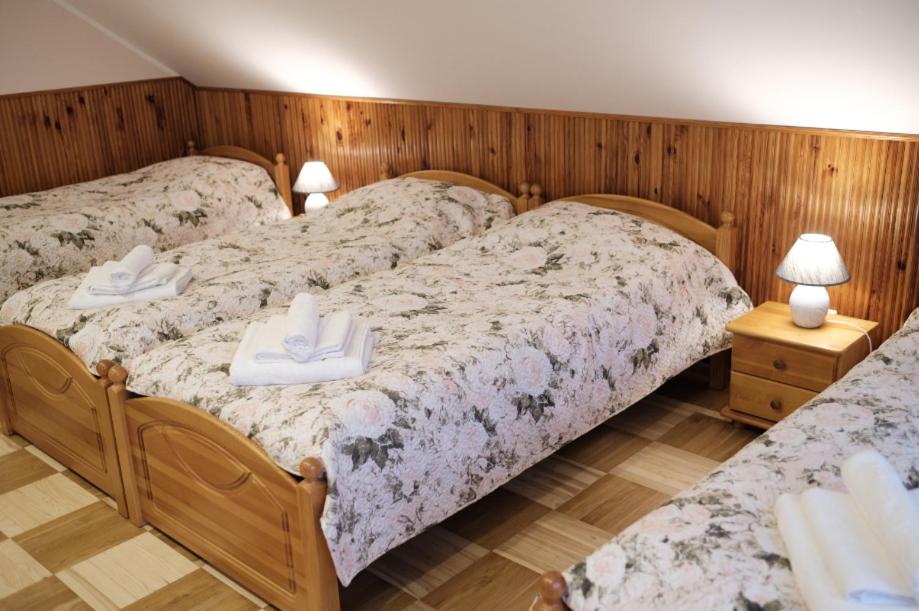 Quadruple Room with Balcony - Photo 2