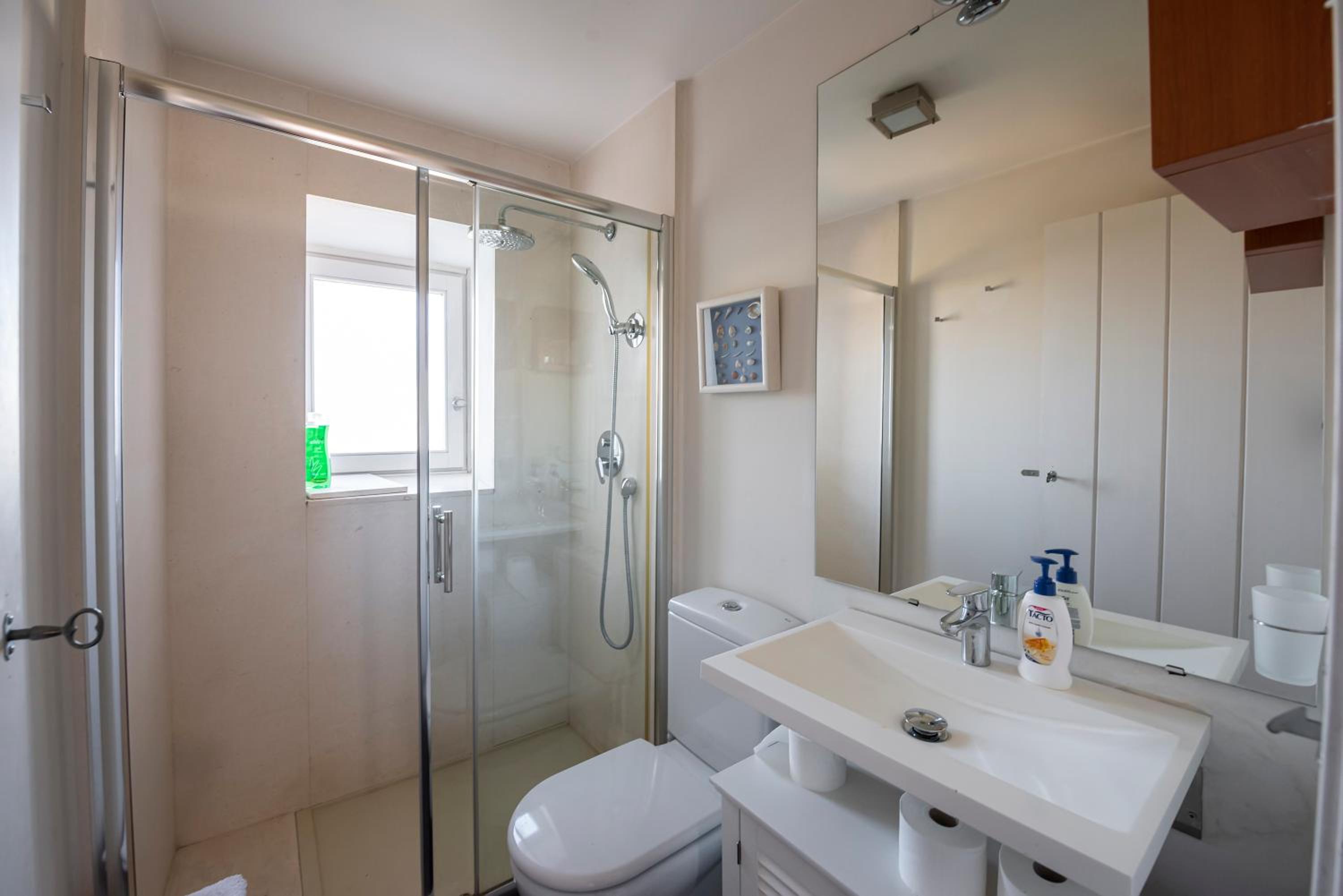 Superior Floor house- Two bedrooms - Photo 6