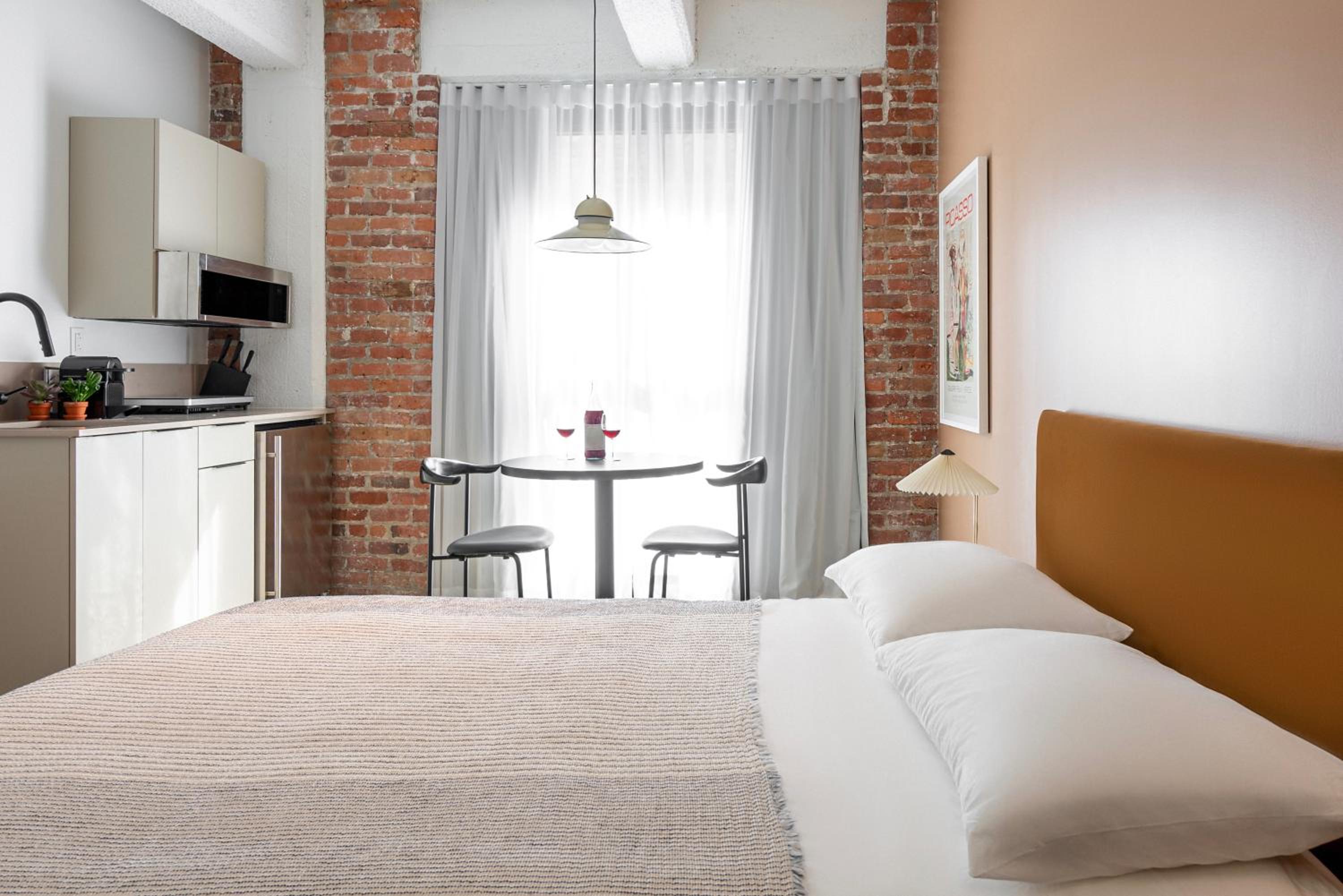 Room 103