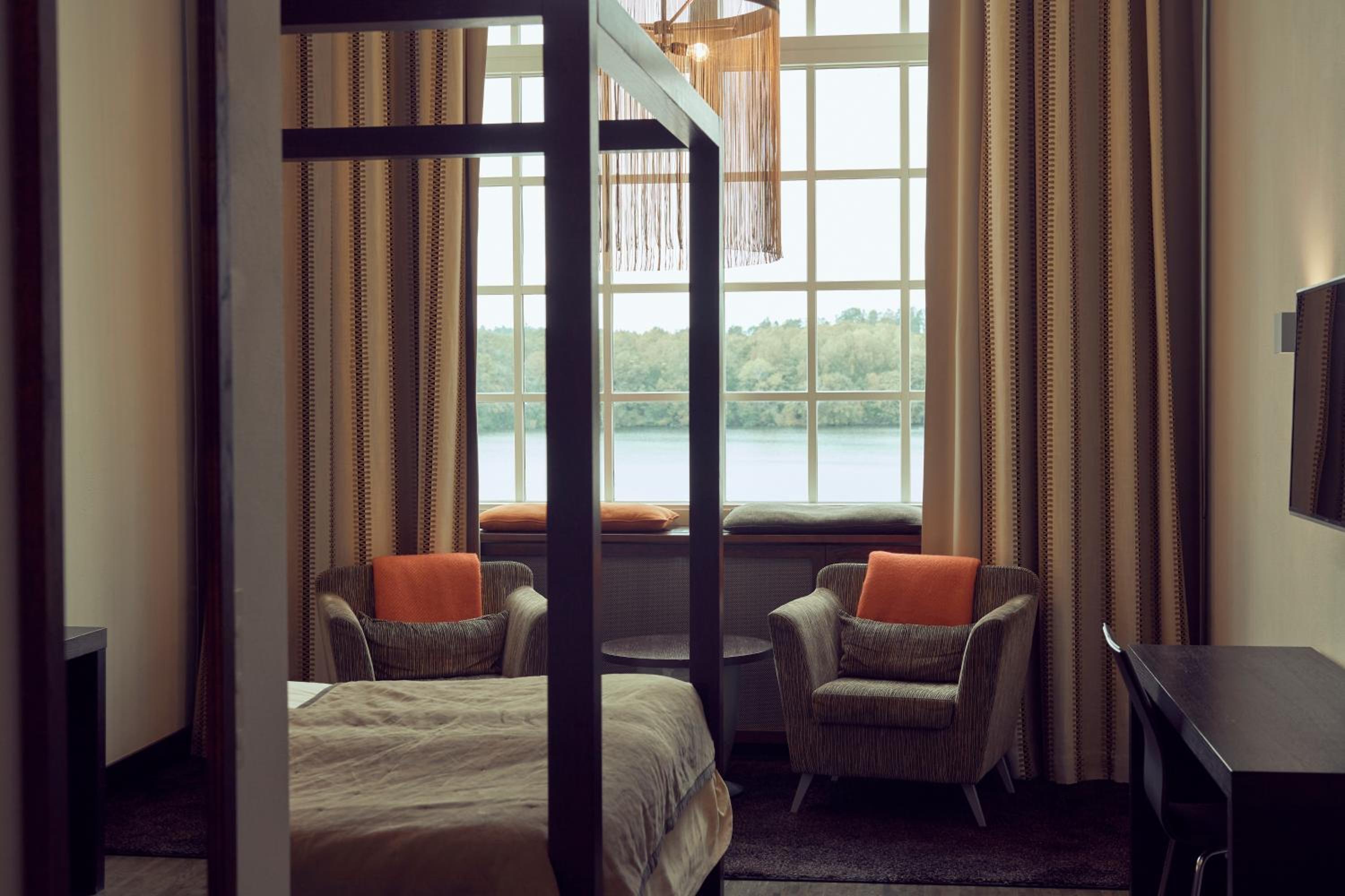 Superior Double Room with Lake View