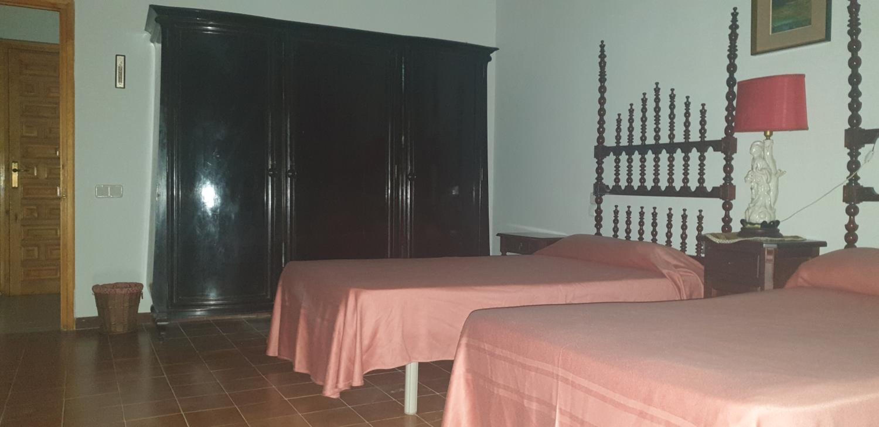 Casa de cuatro habitaciones